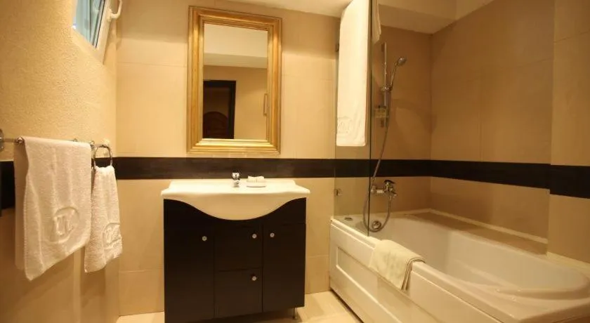 Vox Maris Grand Resort