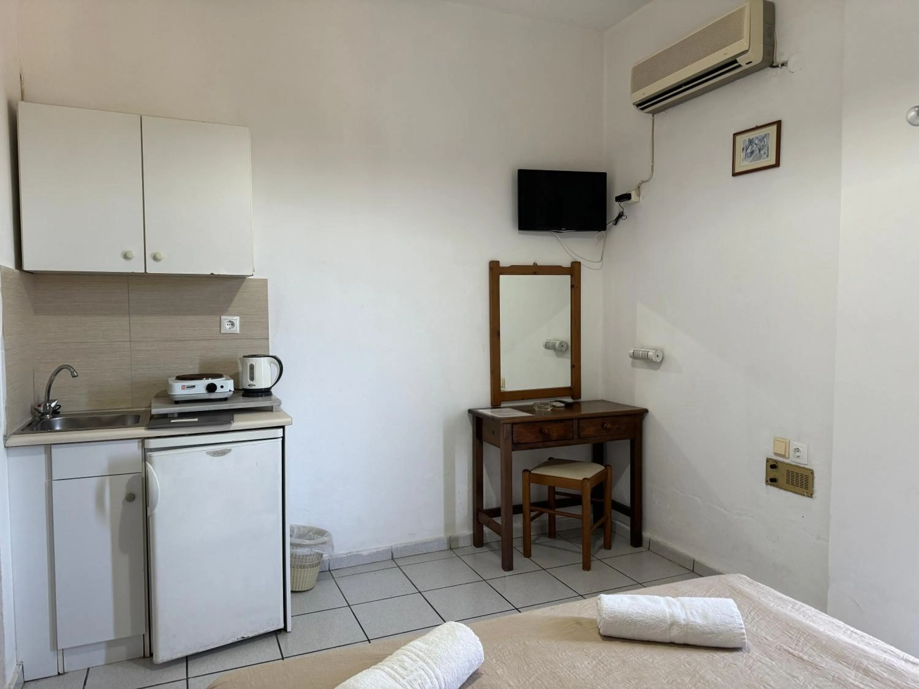 Kitchen or kitchenette in Zac & Georgio Studios