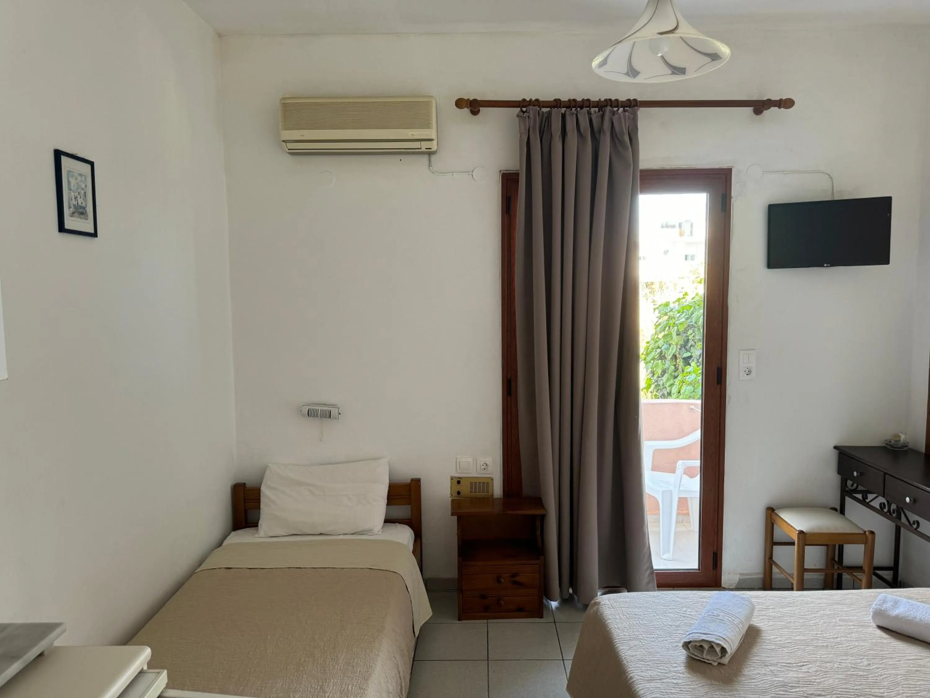 Bed in Zac & Georgio Studios