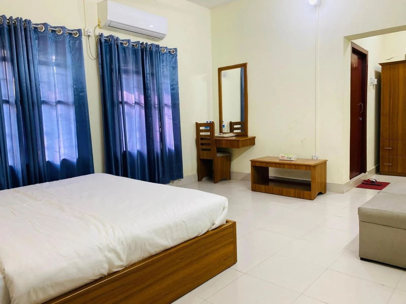 Asroy Guest House