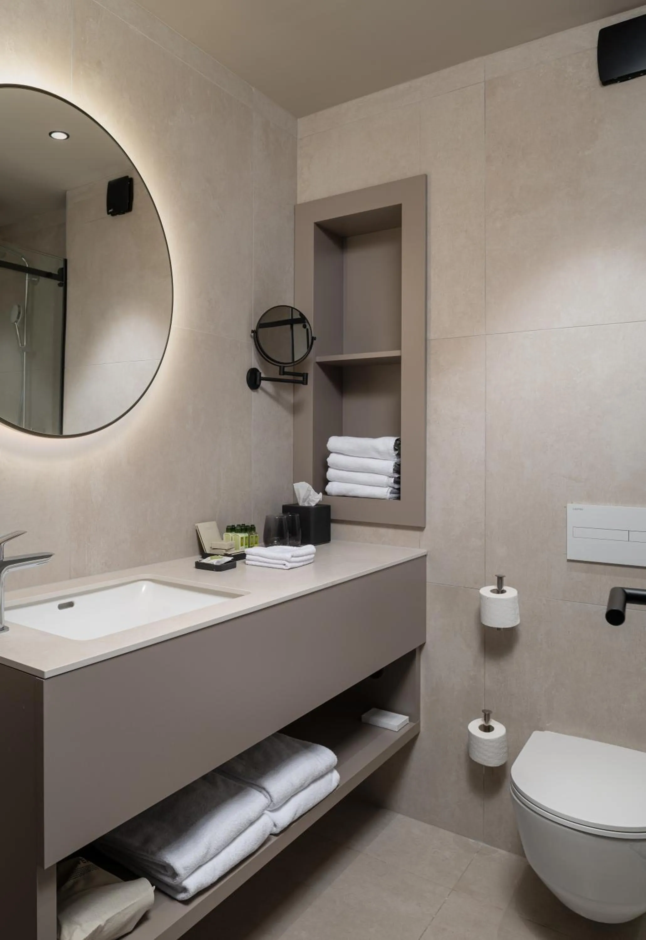 Bathroom in Molum Hotel & Residences