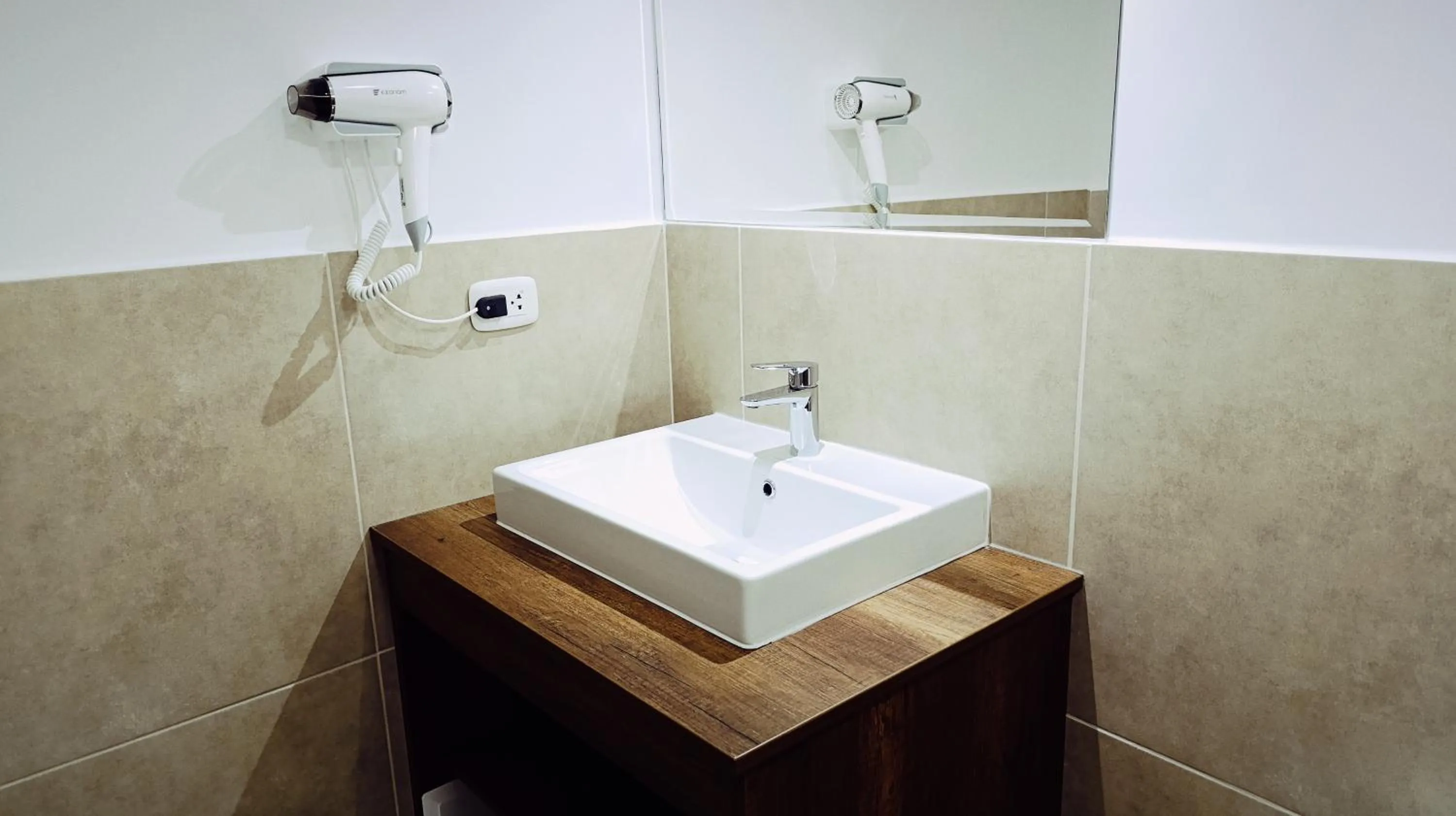 Bathroom in Casa Pucllana Miraflores - Hotel Boutique