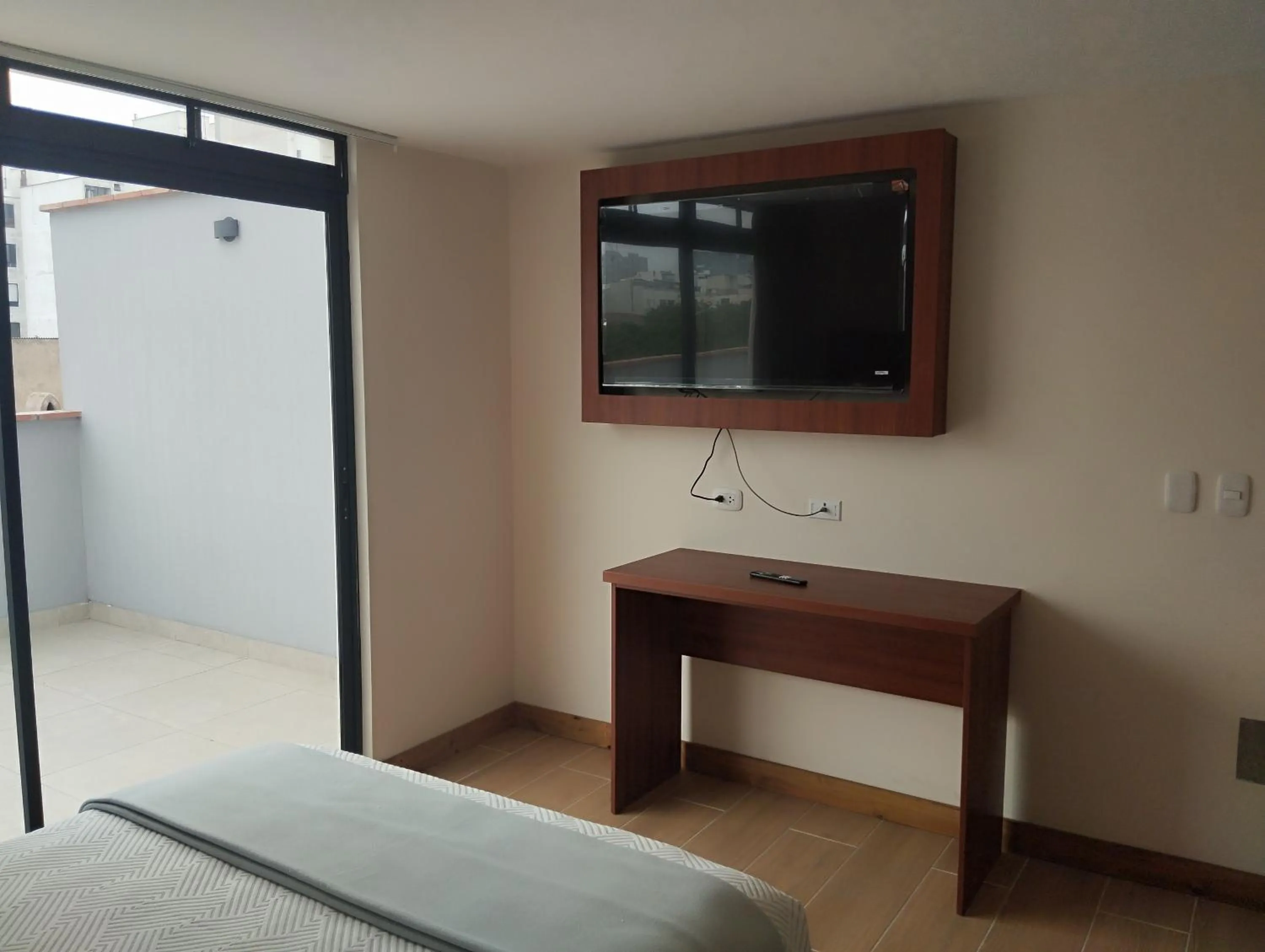 TV and multimedia, Bed in Casa Pucllana Miraflores - Hotel Boutique