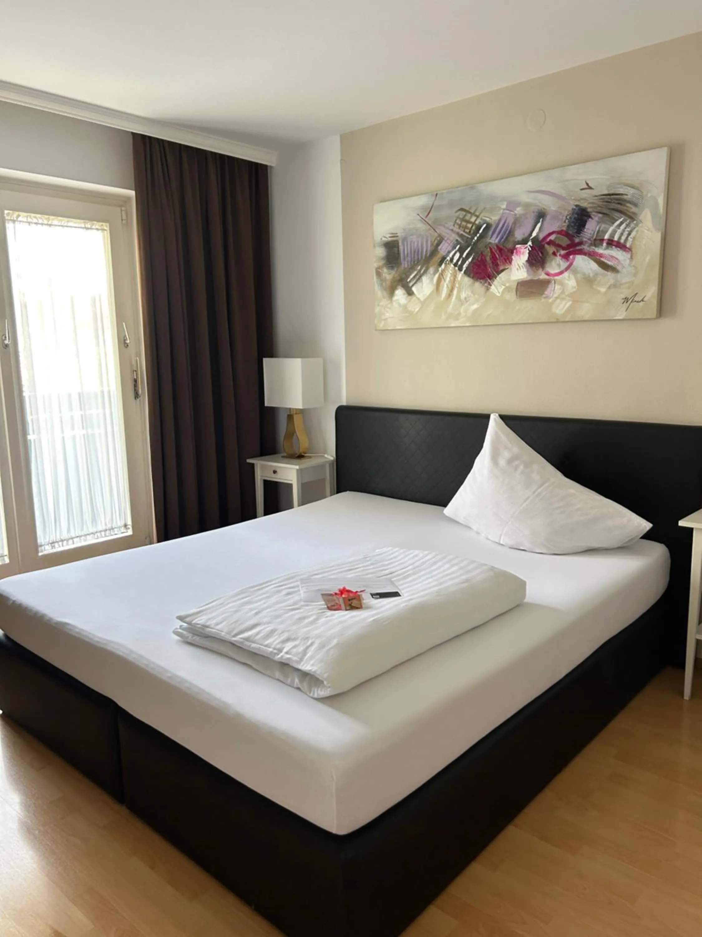 Bedroom, Bed in Hotel Berg