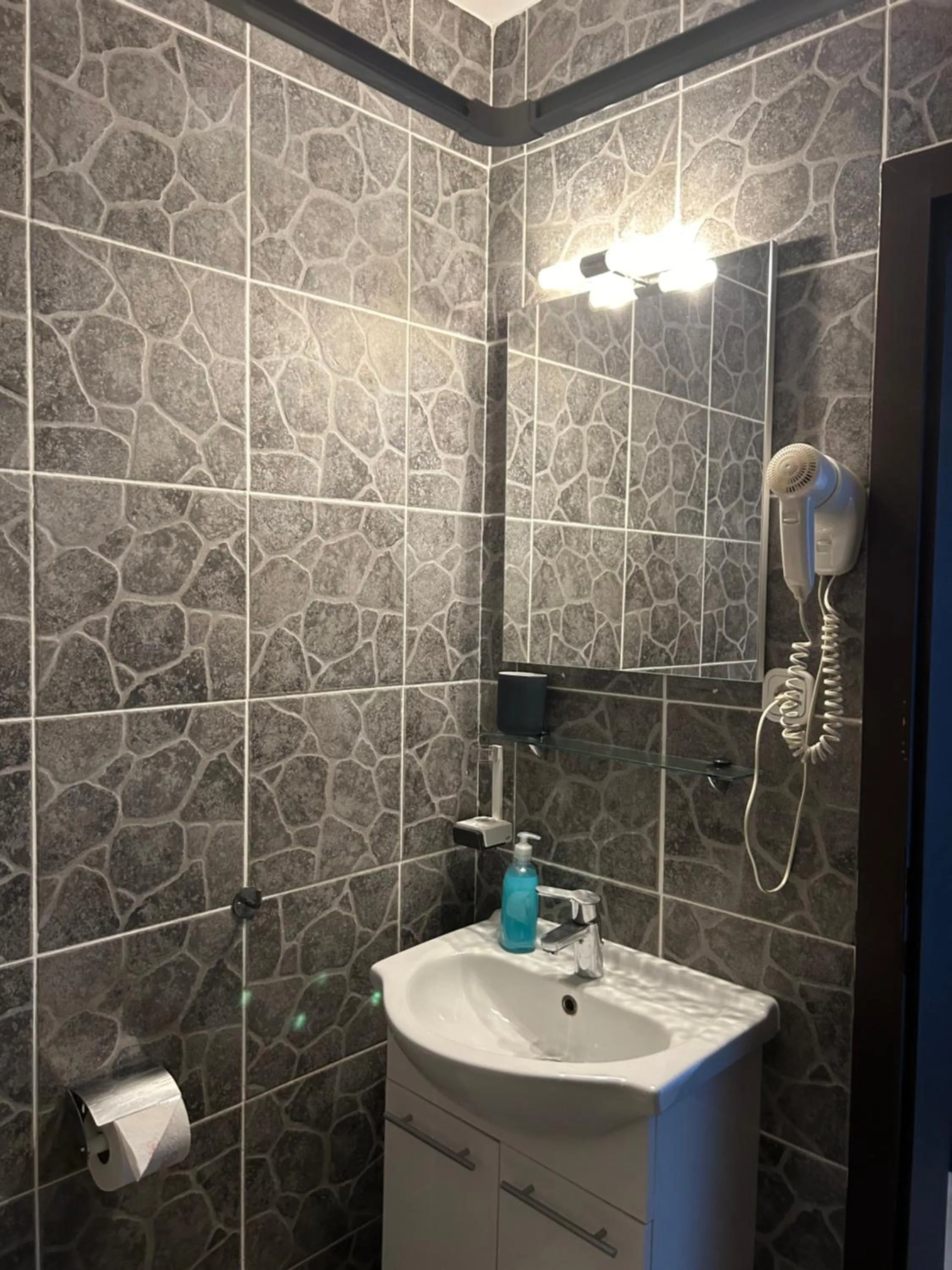 Bathroom in Hotel Berg