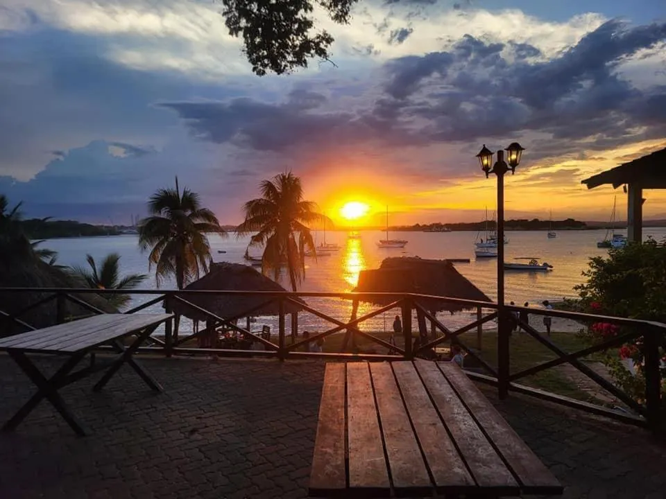 Sunrise/Sunset in CBA Hotel