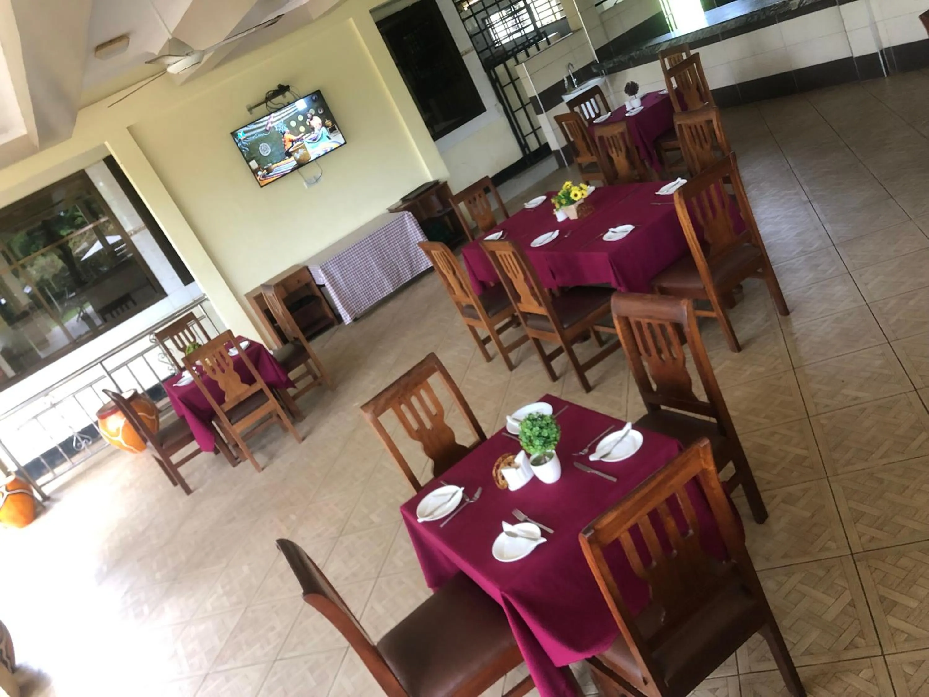 Balcony/Terrace, Restaurant/Places to Eat in CBA Hotel