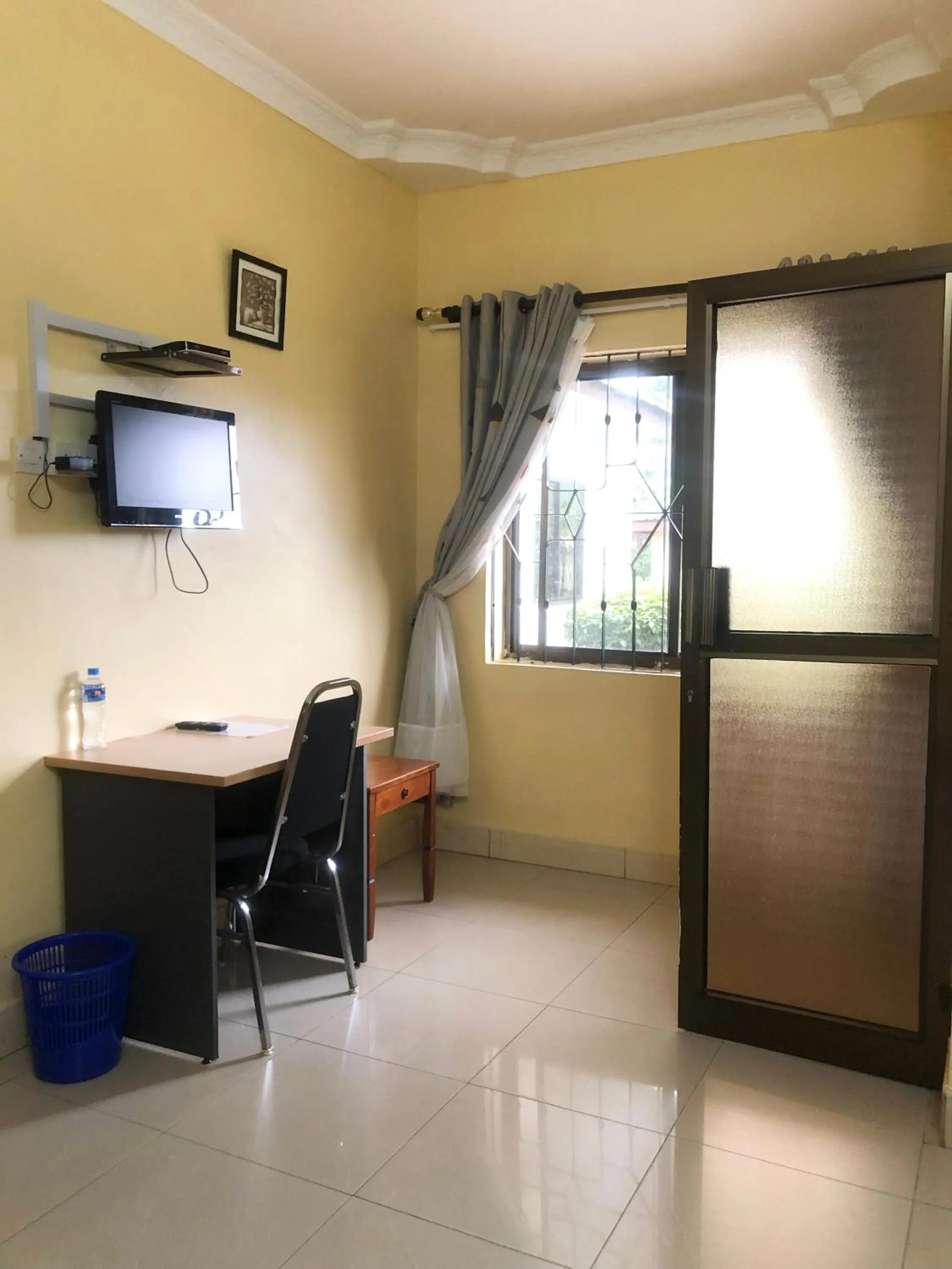 TV/Entertainment Center in CBA Hotel