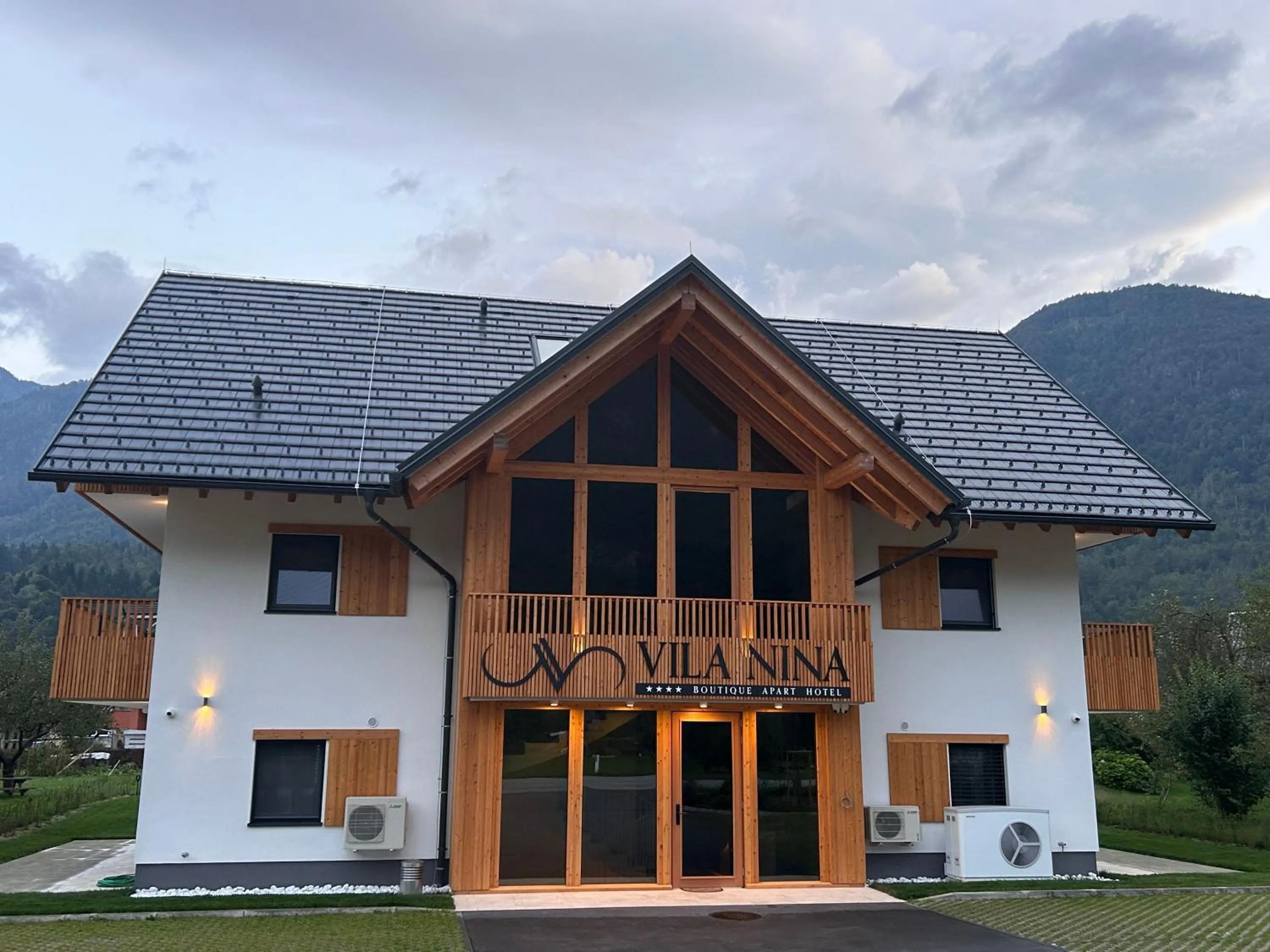 Property building in Vila Nina Bohinj
