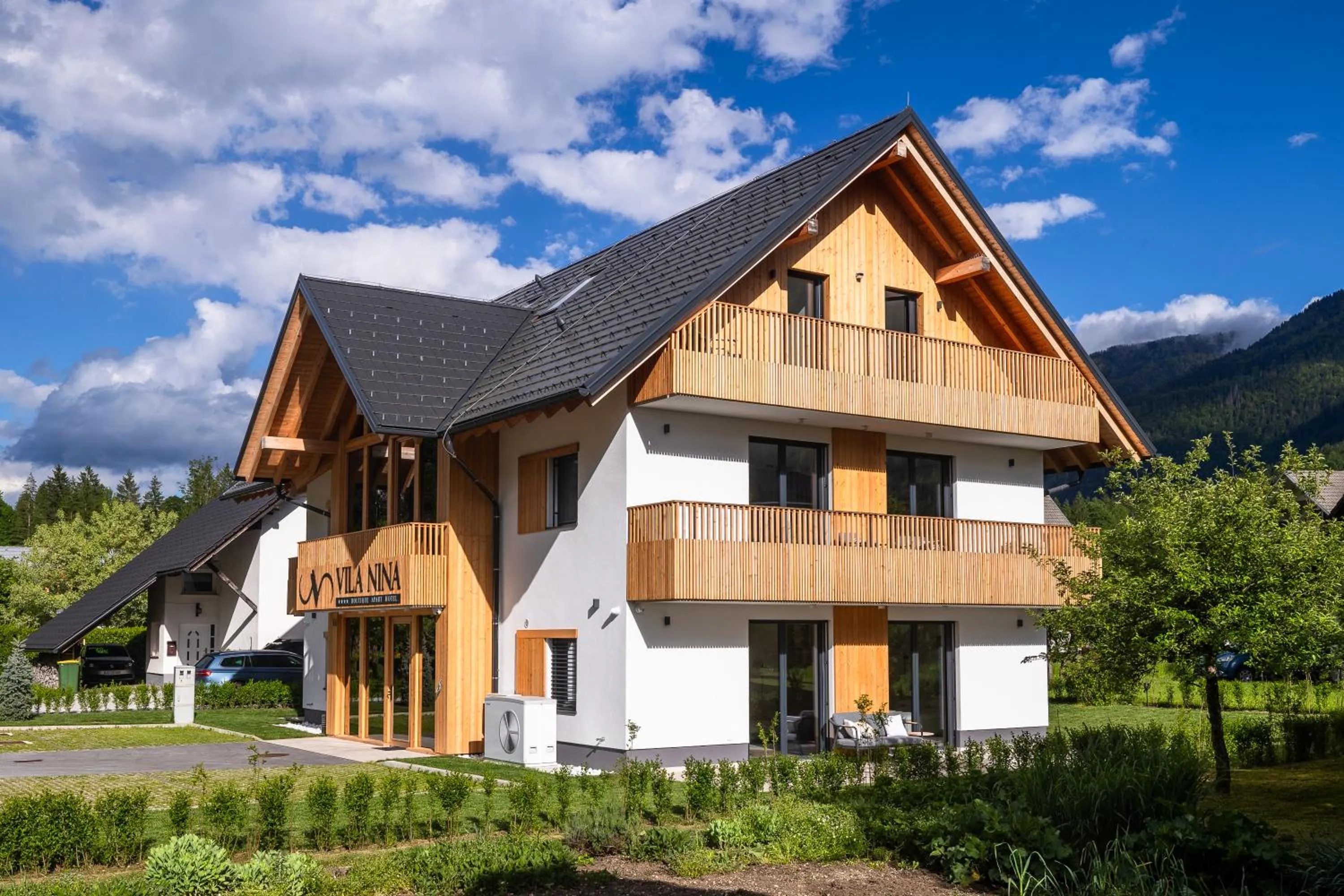 Property building in Vila Nina Bohinj