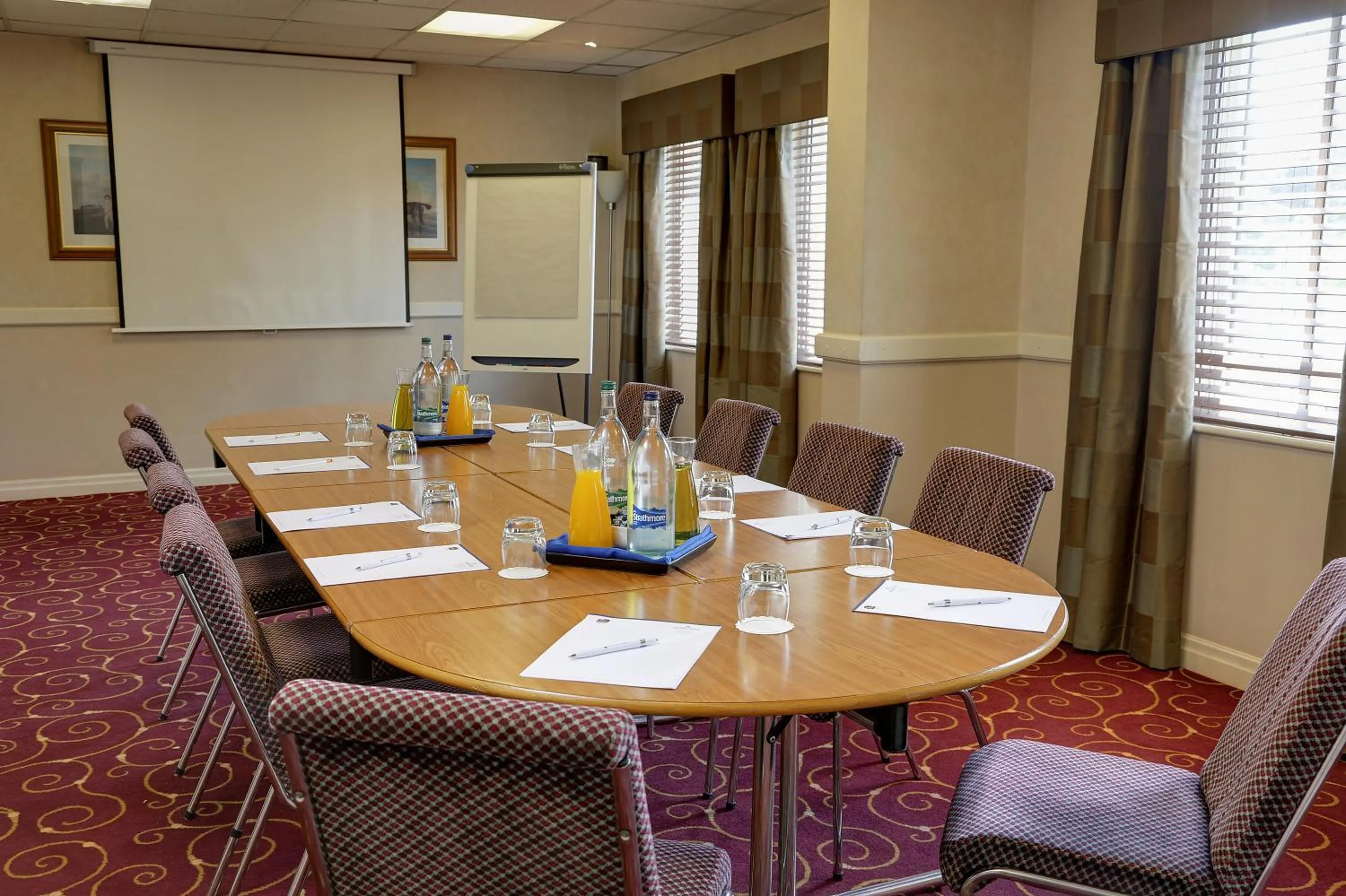 Meeting/conference room in Best Western Plus Milford Hotel
