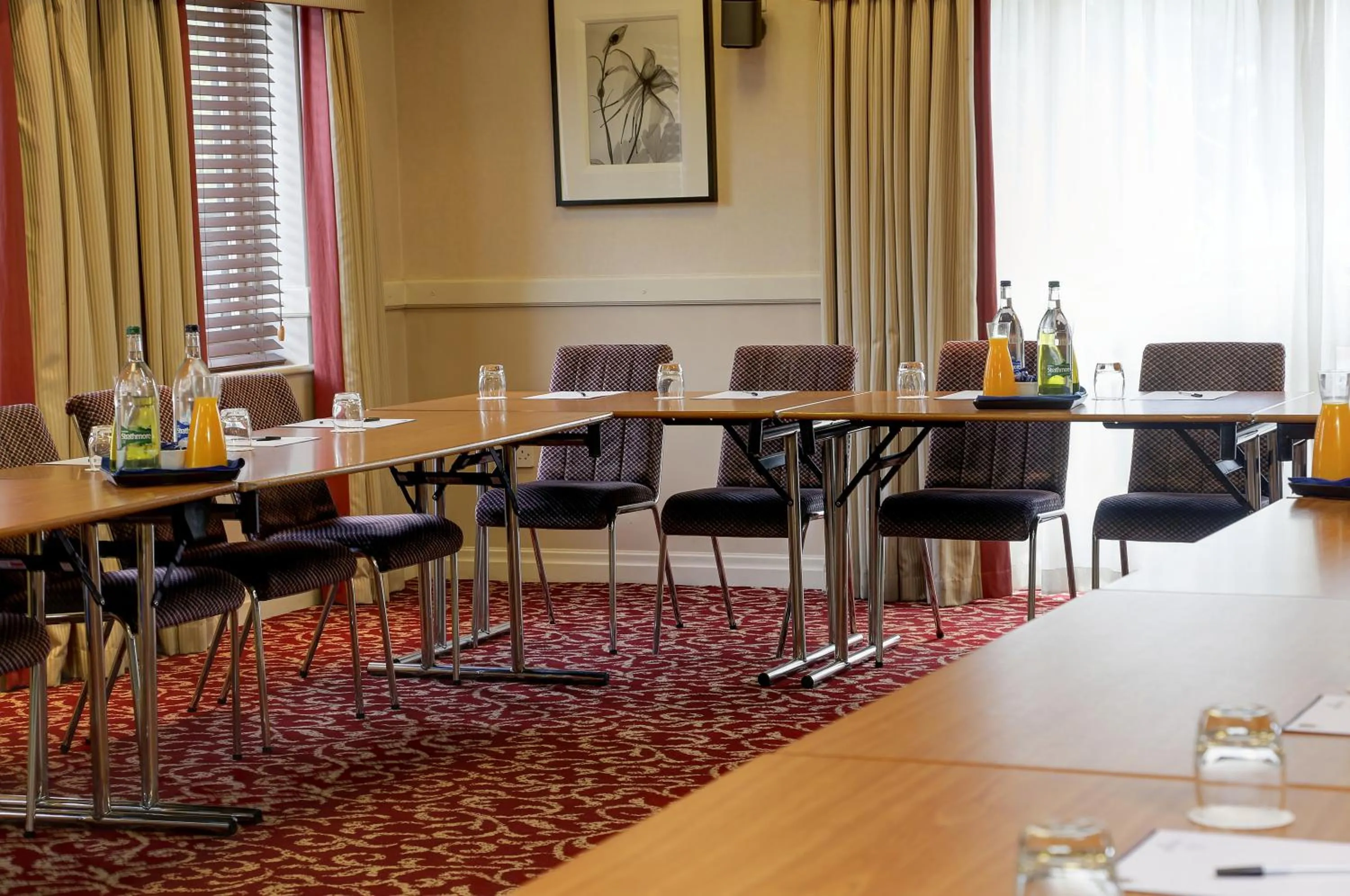 Meeting/conference room in Best Western Plus Milford Hotel