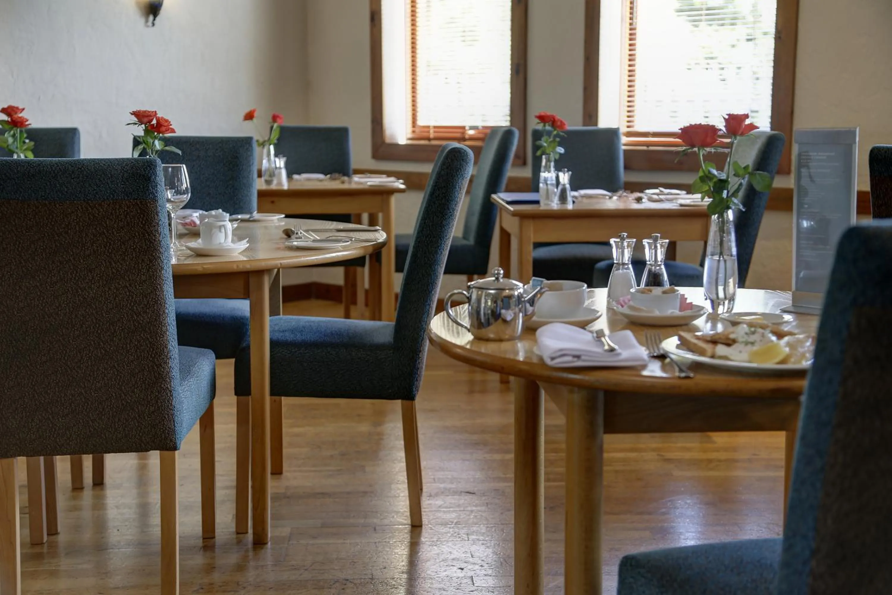 Restaurant/places to eat in Best Western Plus Milford Hotel