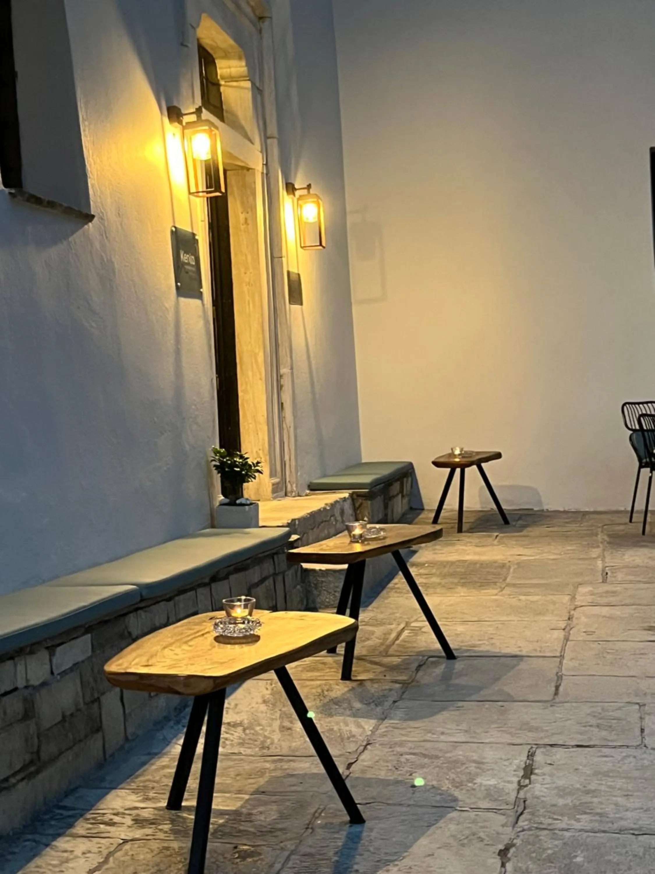 Lounge or bar in Kenta Mountain Hotel & Gastrobar