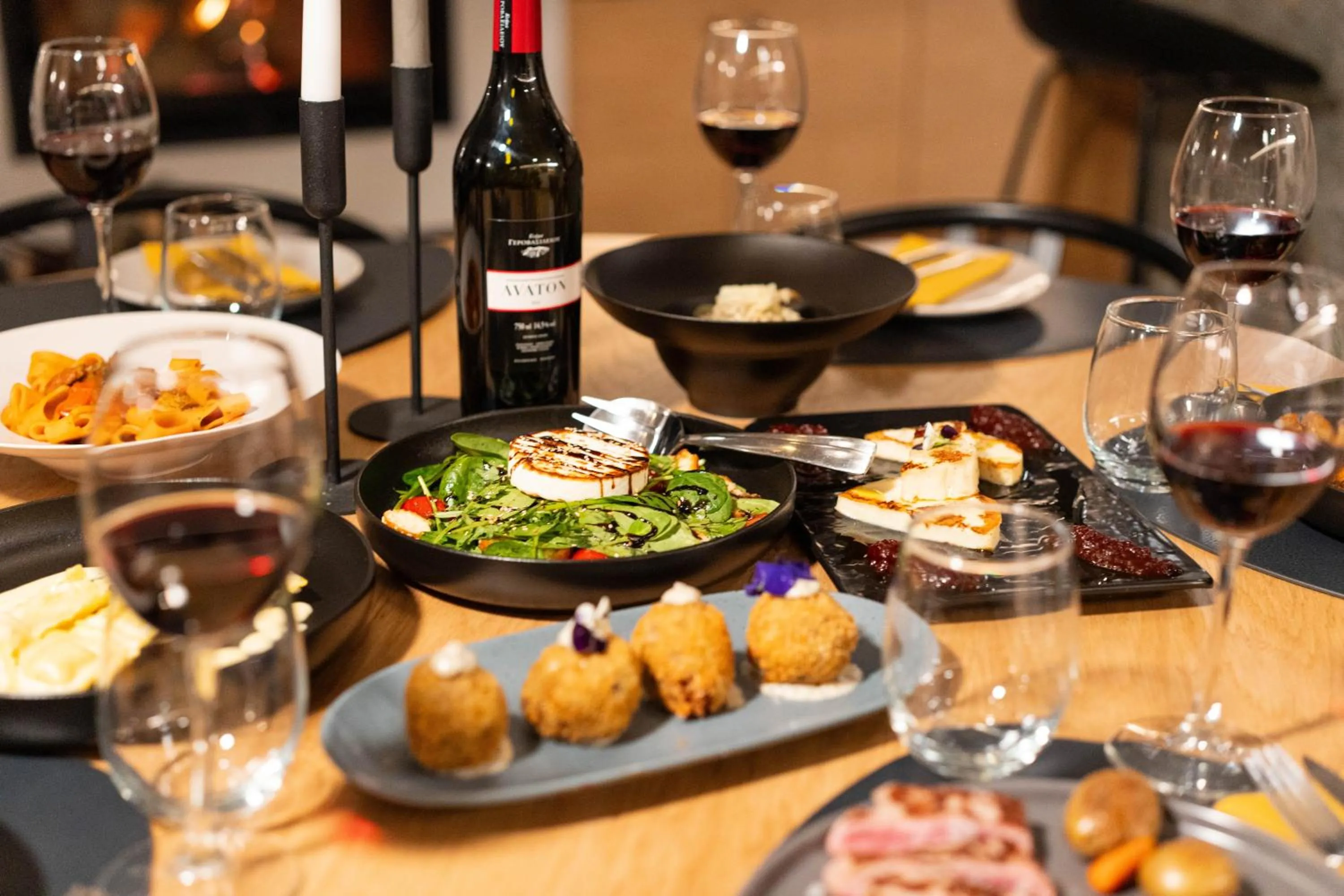 Food and drinks in Kenta Mountain Hotel & Gastrobar