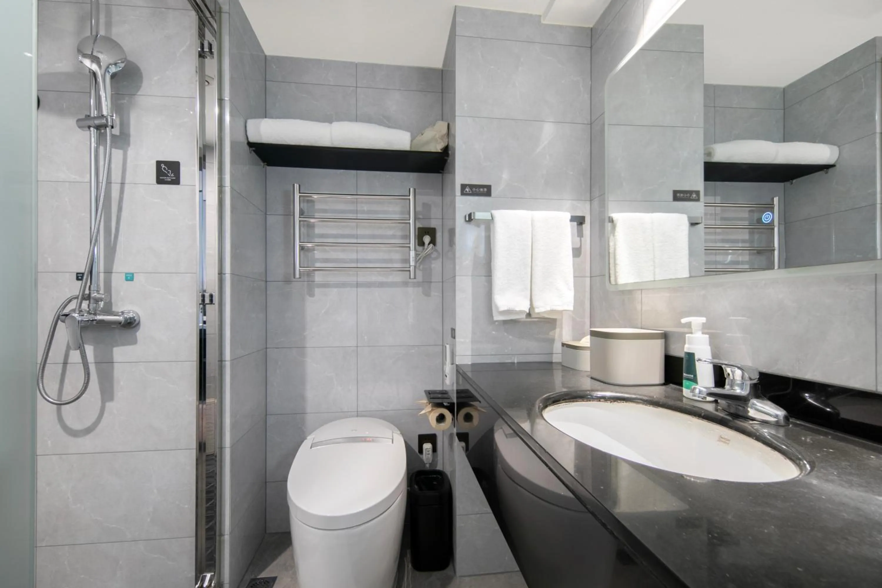 Atour X Hotel Ningbo Railway Station North Square