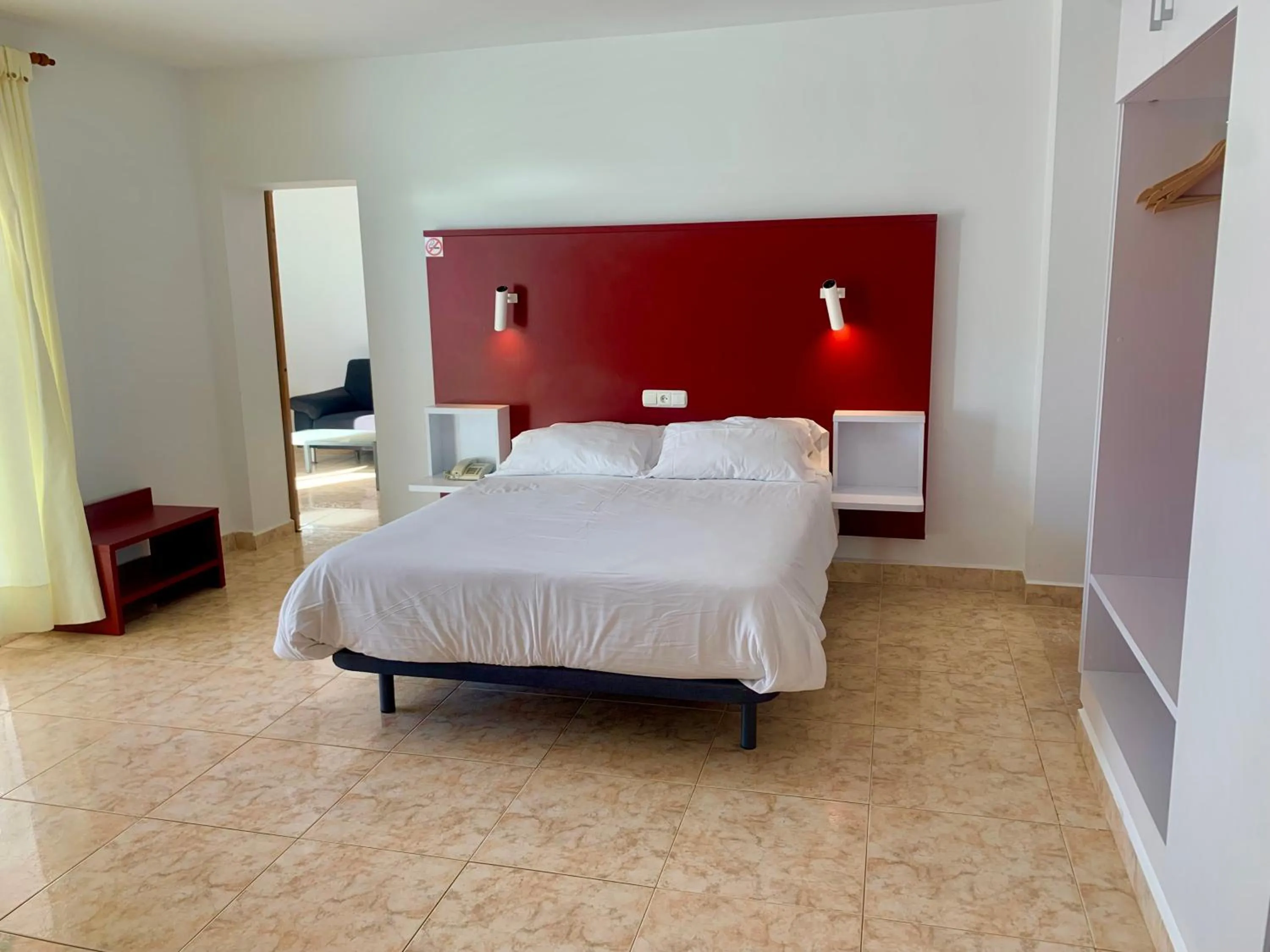 Shower, Bed in Hospedium Hotel Continental