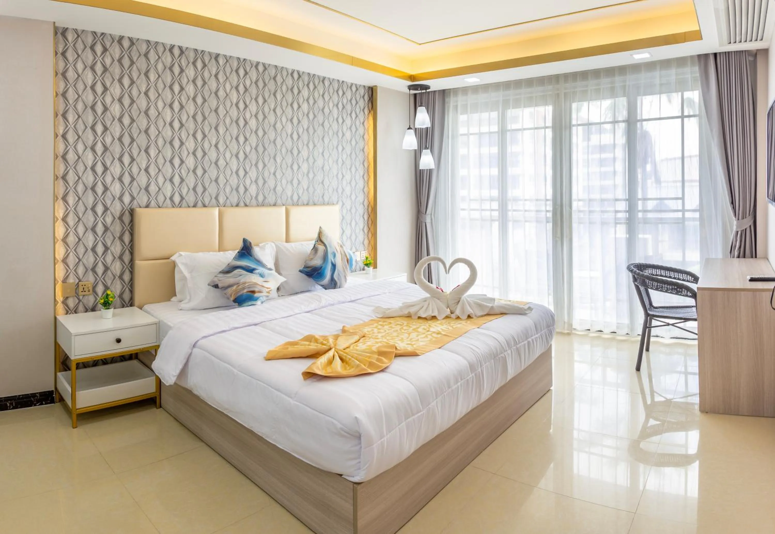 Bed in Mermaid Beach Resort