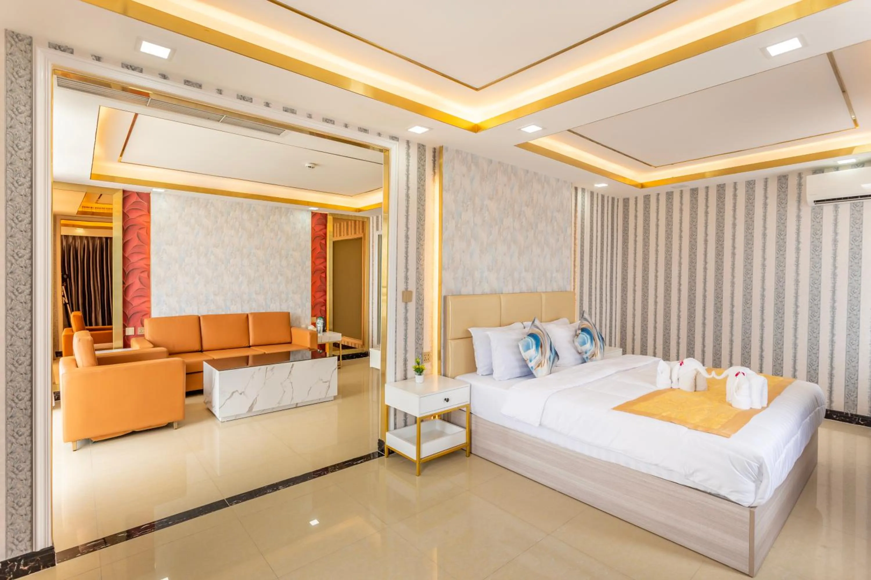 Bed in Mermaid Beach Resort