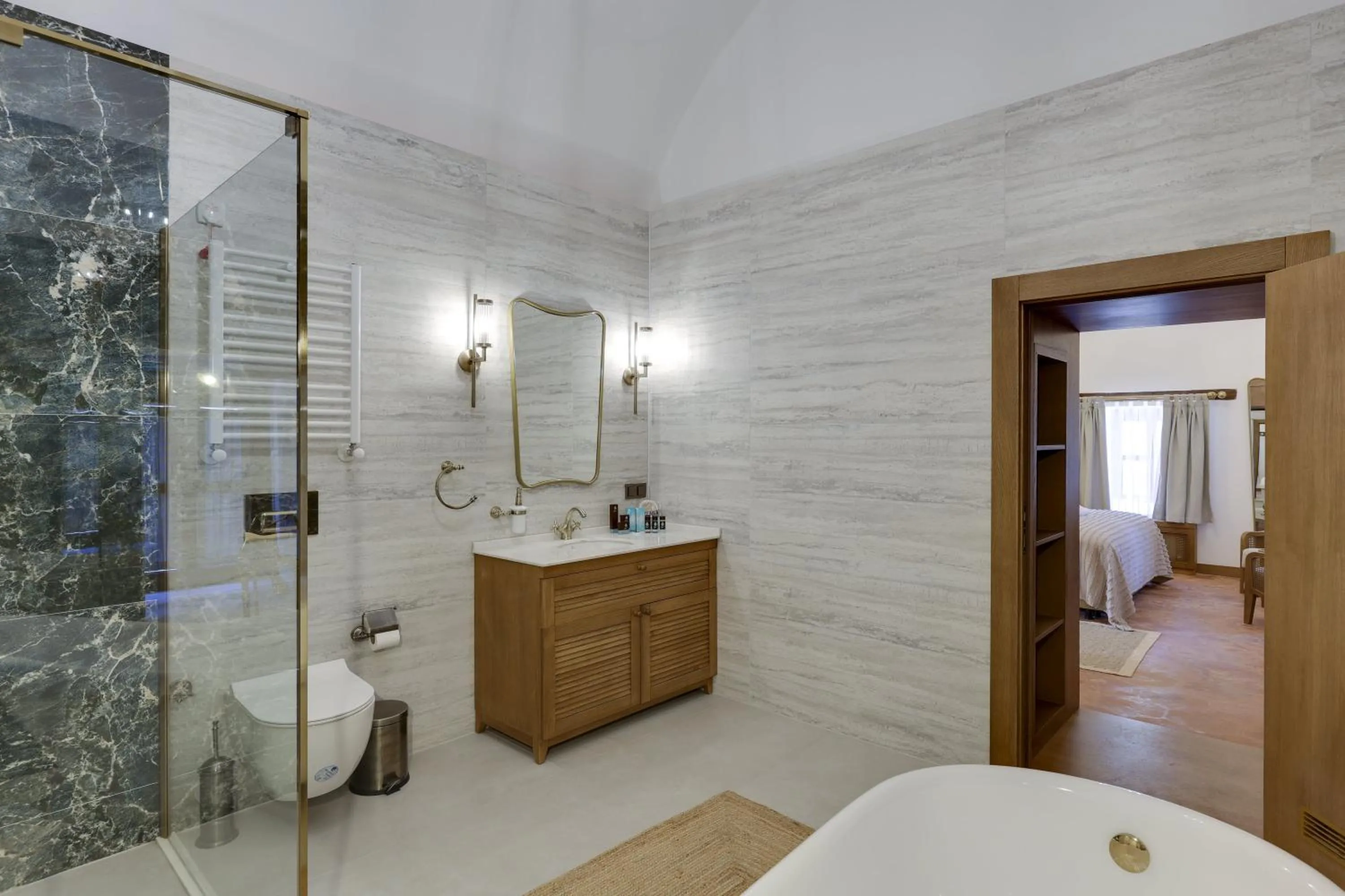 Shower in Silk Road Museum Hotel