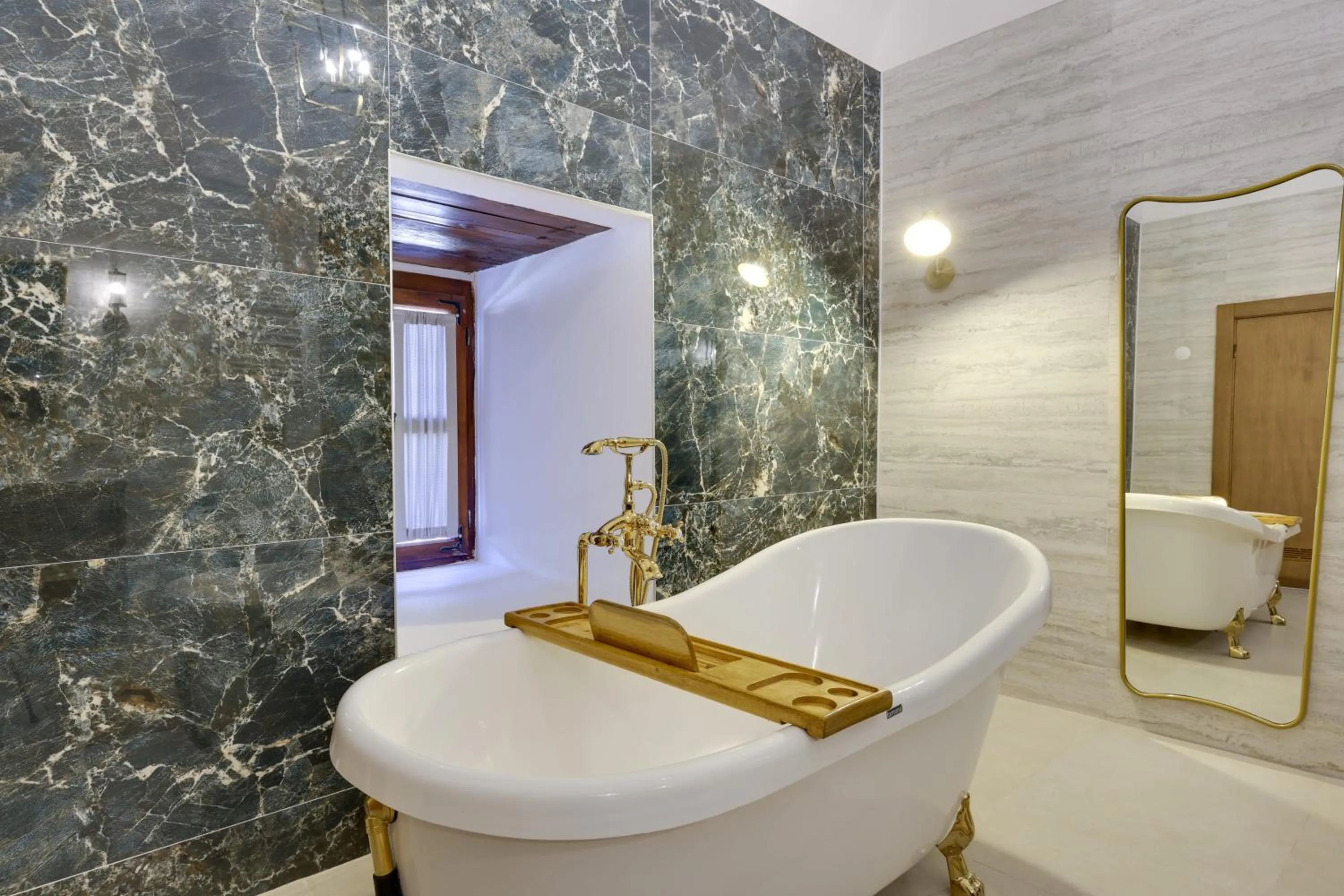 Bathroom in Silk Road Museum Hotel