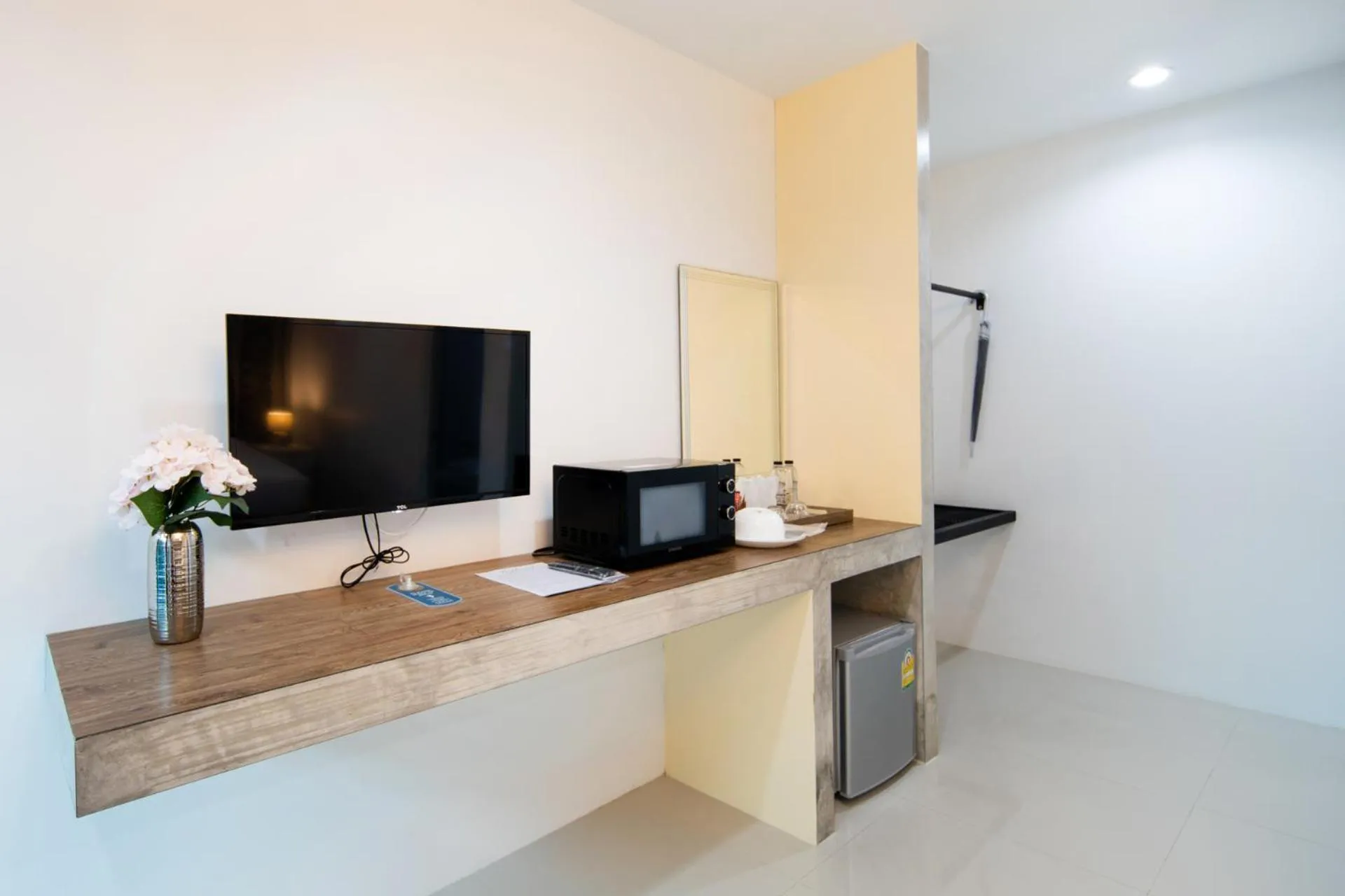 TV and multimedia in Chanakarn Pool Access Rawai