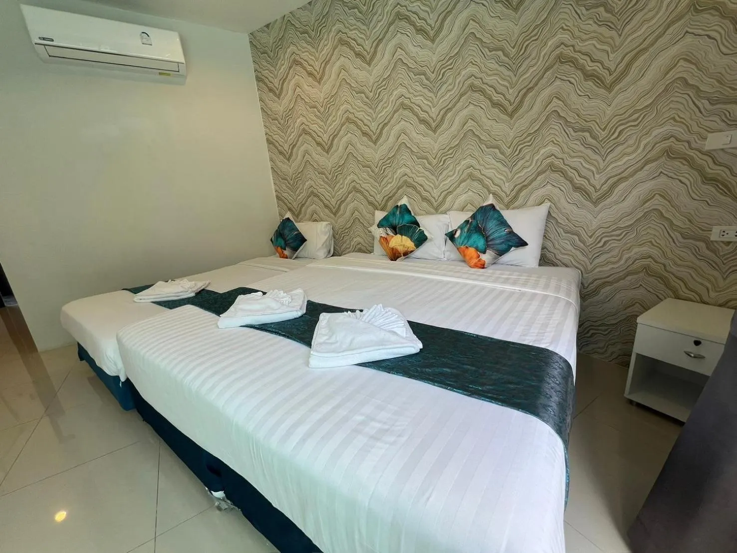 Bed in Chanakarn Pool Access Rawai