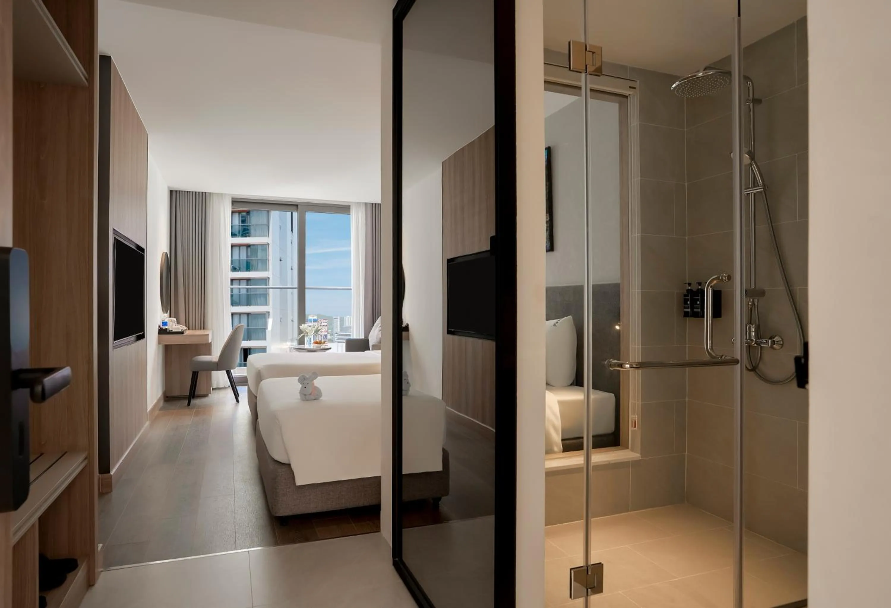 Shower, Bed in Adamas Boutique Hotel Nha Trang
