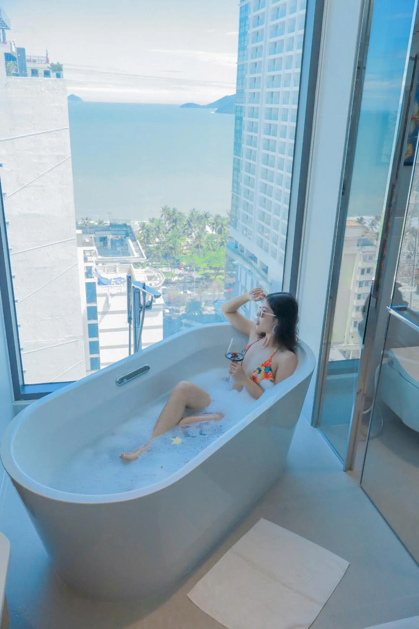 Bath, Bed in Adamas Boutique Hotel Nha Trang