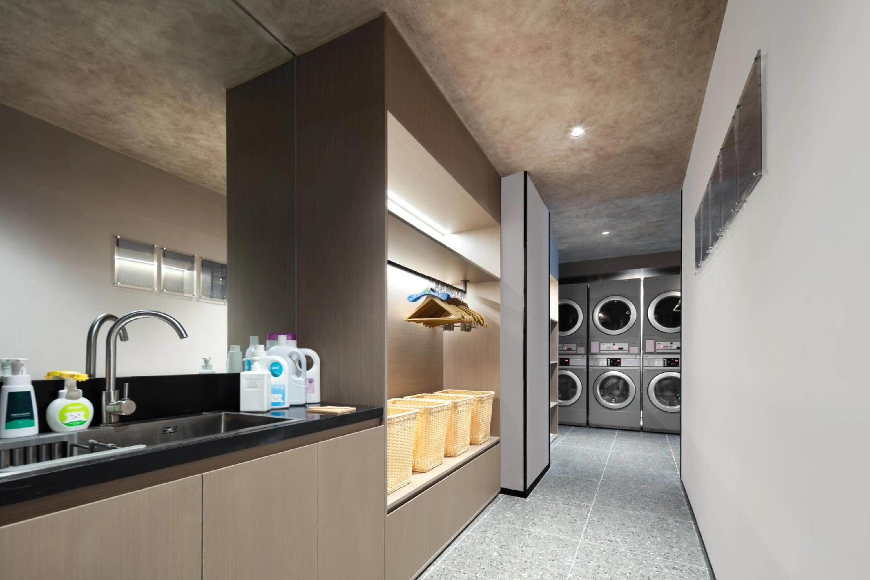 washing machine in Atour Hotel Shanghai South Station Shilong Road