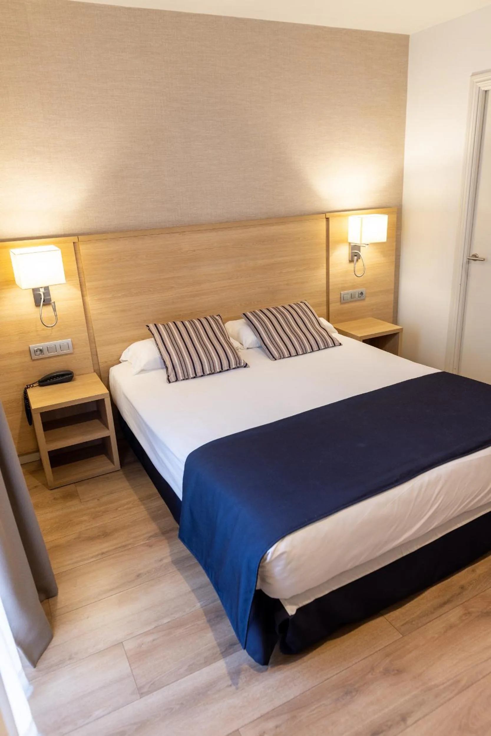 Bed in Hotel Terminus