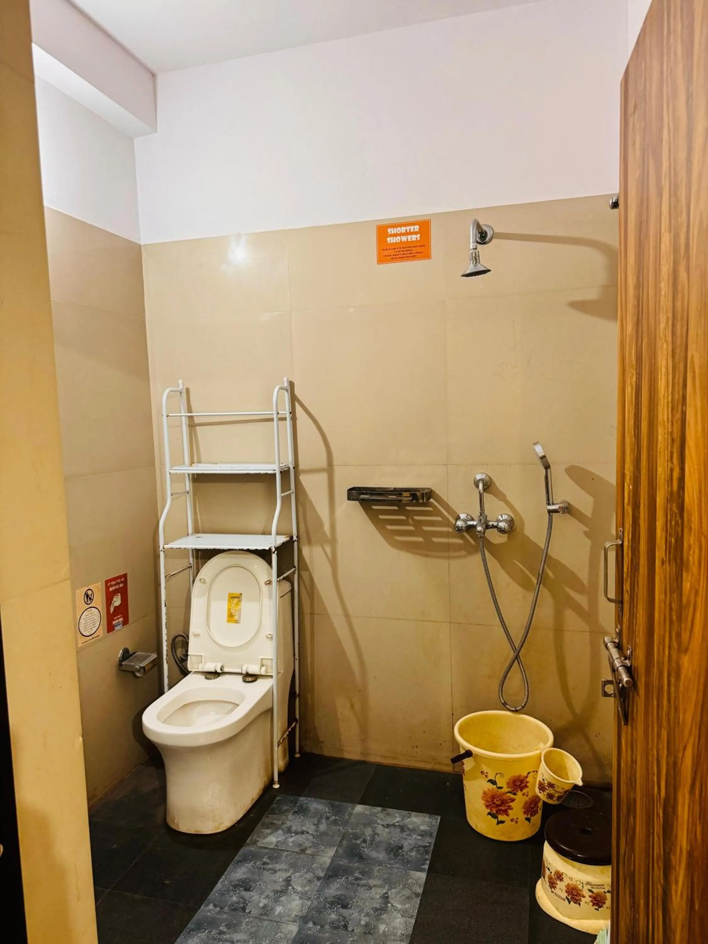 Shower in Jaipur View