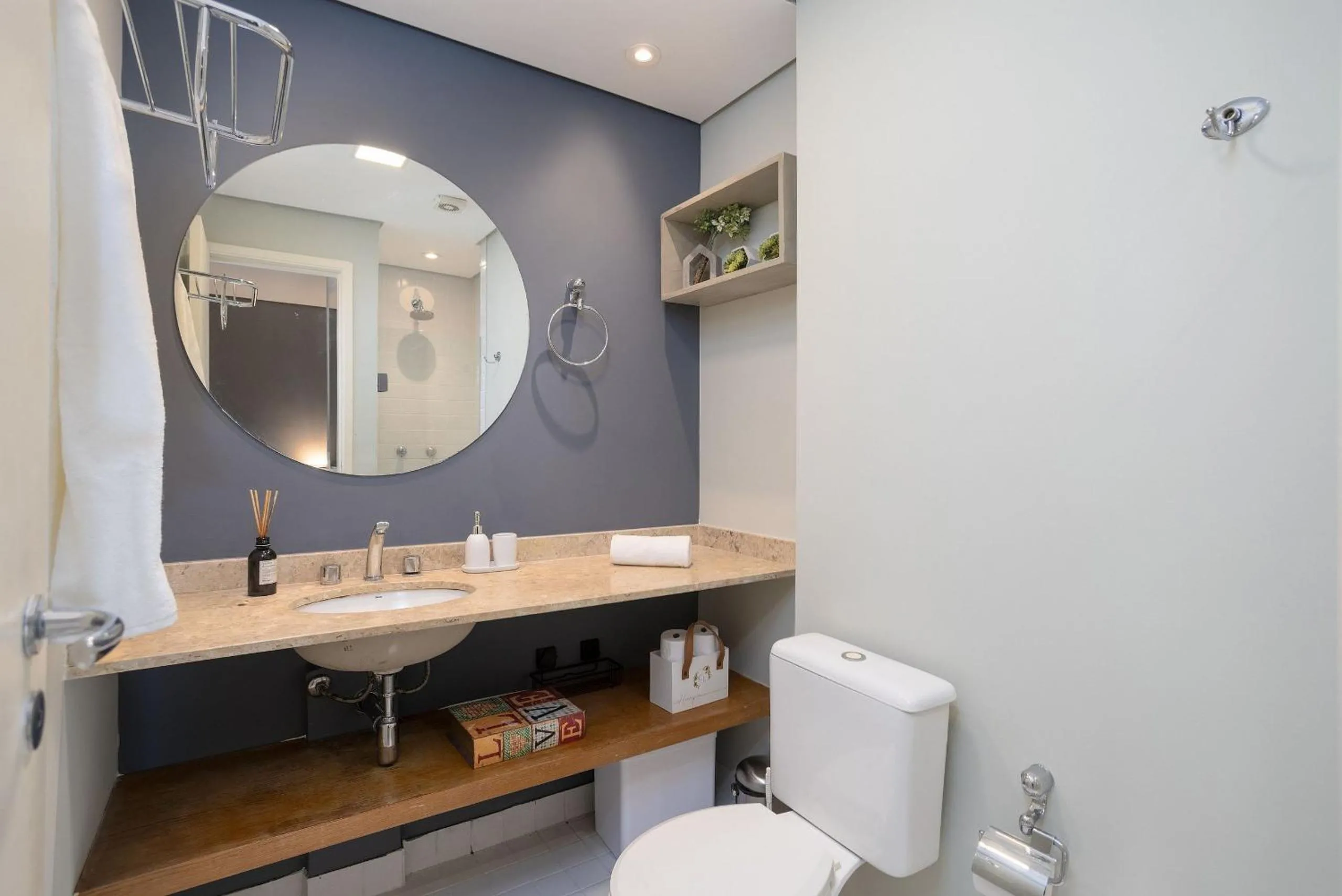 Toilet in Urbano Duplex