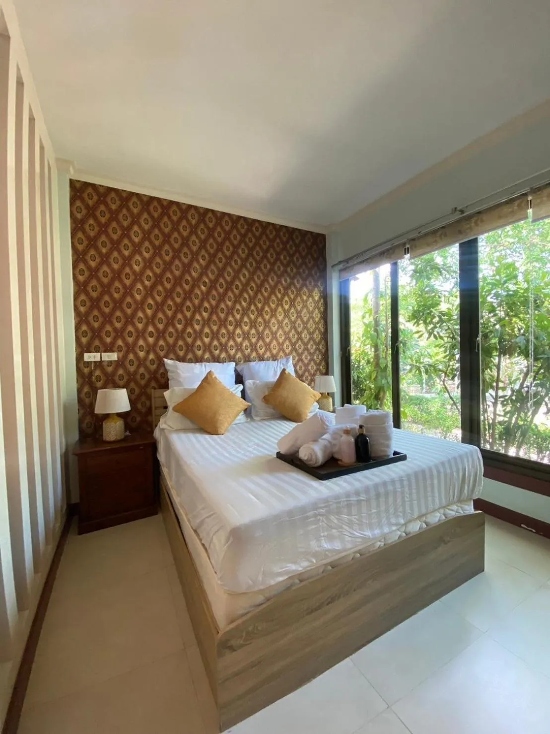 Bedroom, Bed in Phalaburi resort by dreamhouse