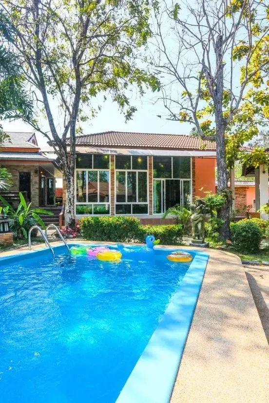 Phalaburi resort by dreamhouse Phalaburi resort by dreamhouse