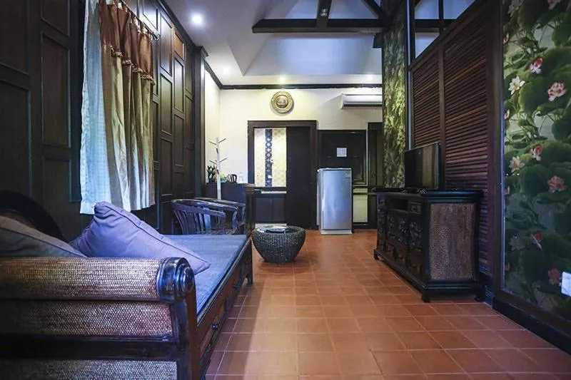 Phalaburi resort by dreamhouse