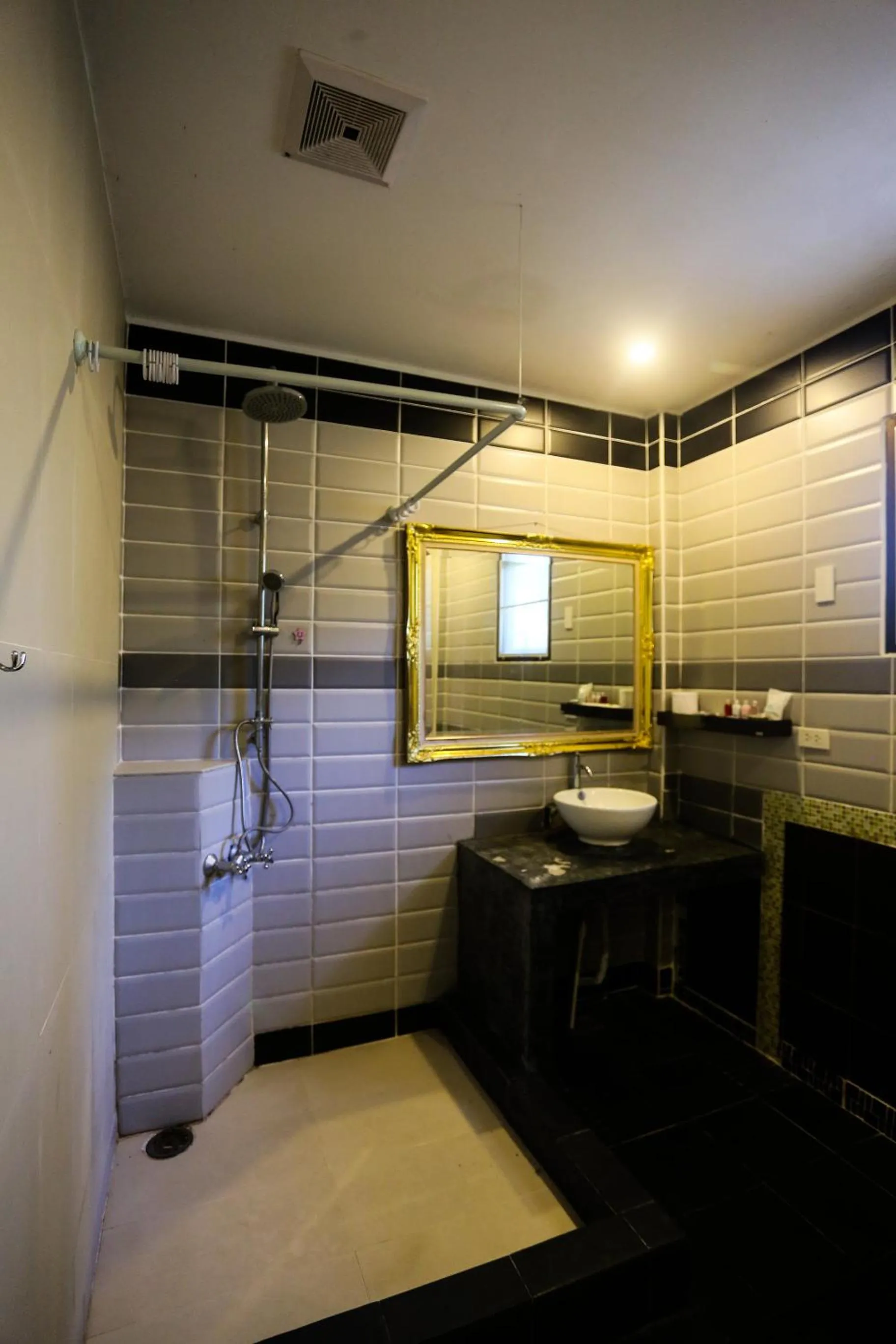 Phalaburi resort by dreamhouse