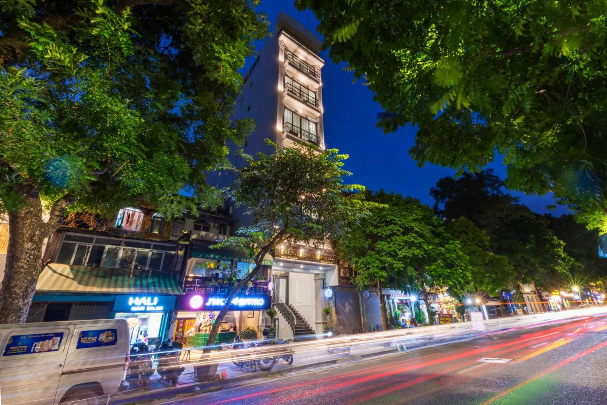 Property building in Avani Central Hanoi Hotel