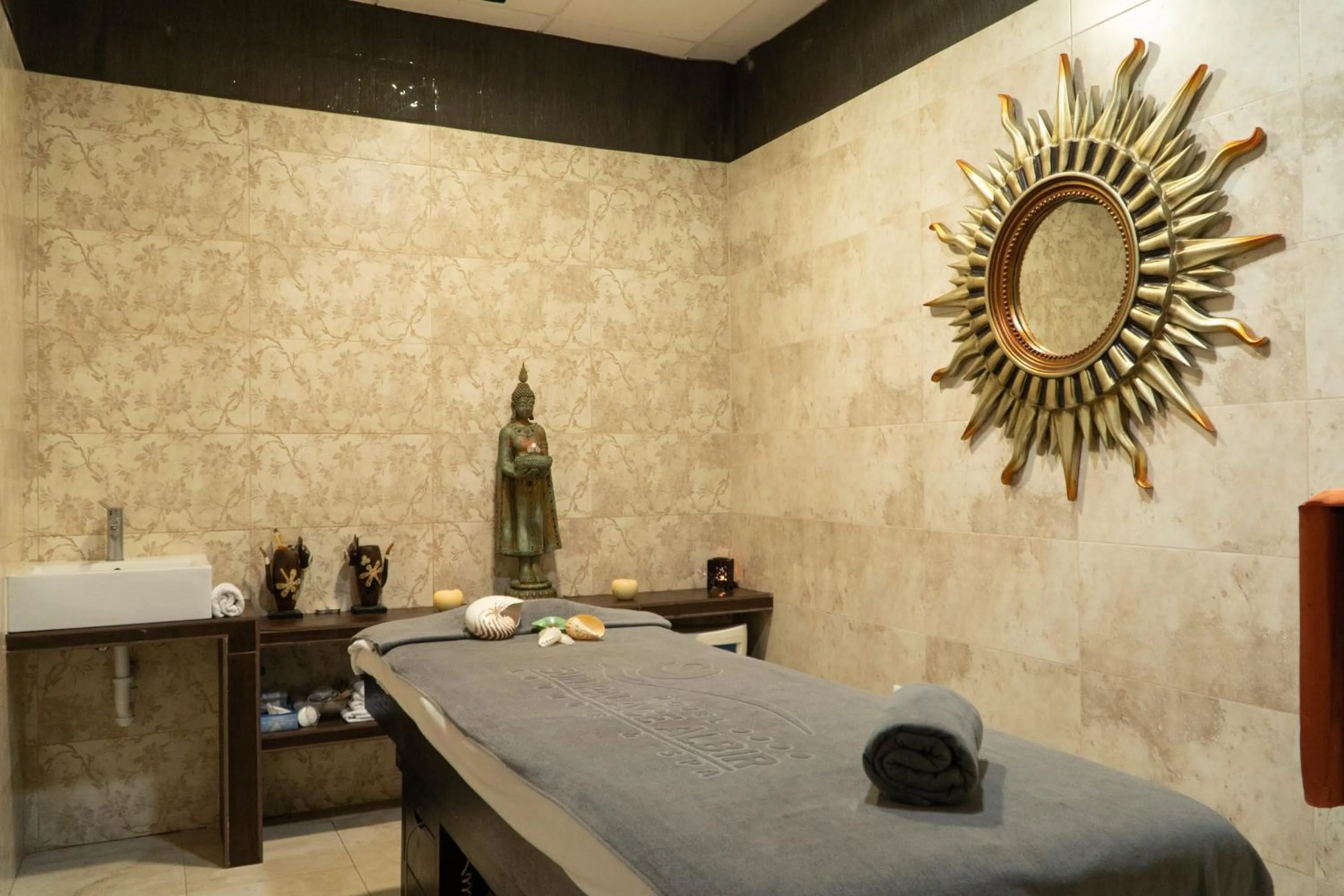 Massage in Hotel Sun Palace Albir & Spa