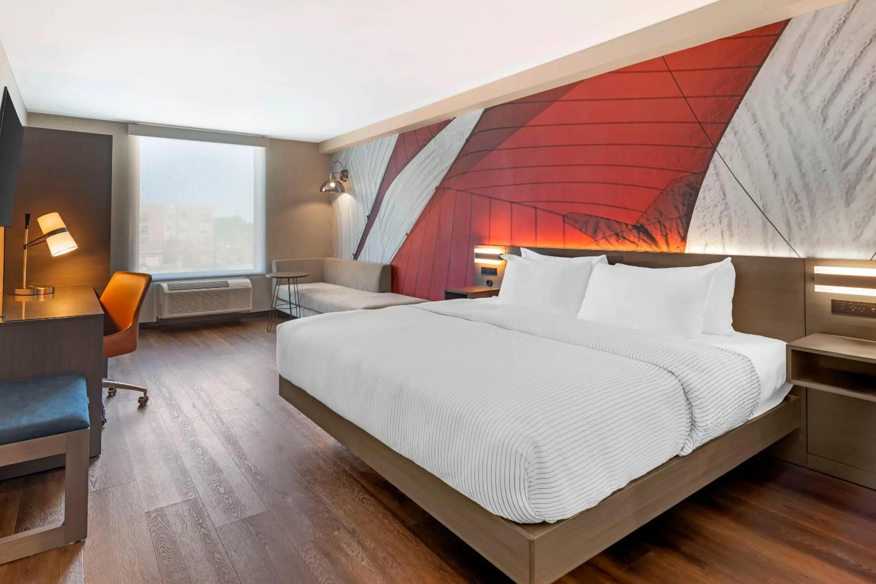 Bedroom, Bed in Cambria Hotel & Suites Plymouth