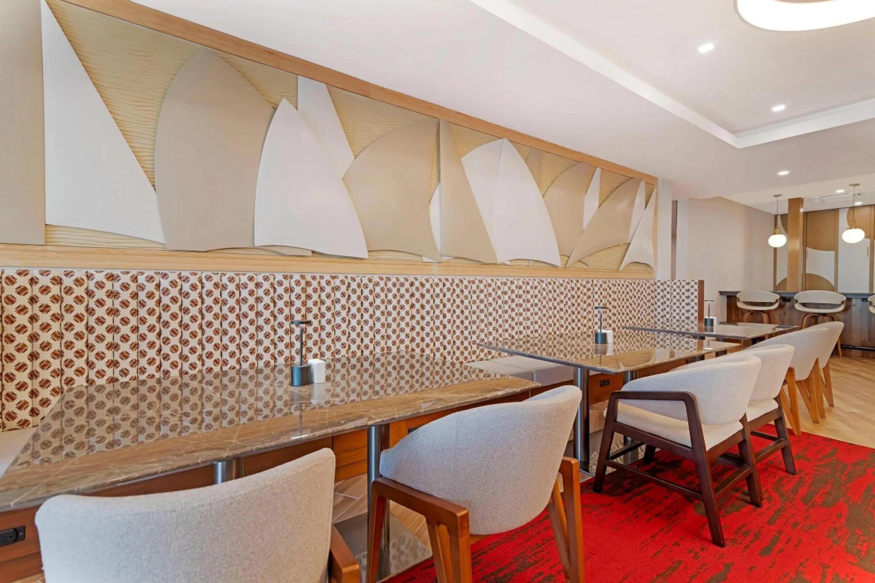 Lobby or reception in Cambria Hotel & Suites Plymouth