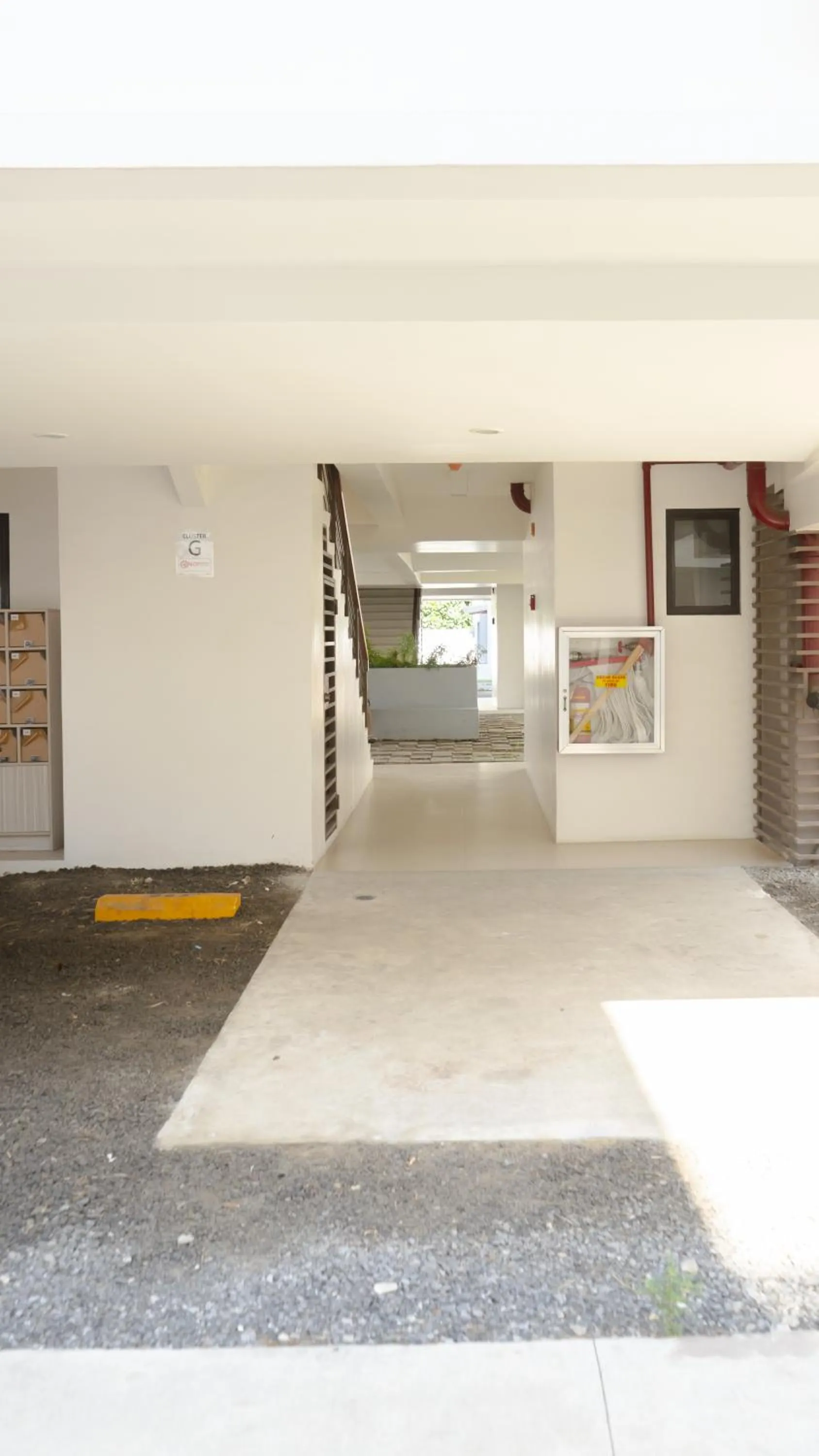 Property building in Cozy 1-bed unit near SRP Talisay Cebu