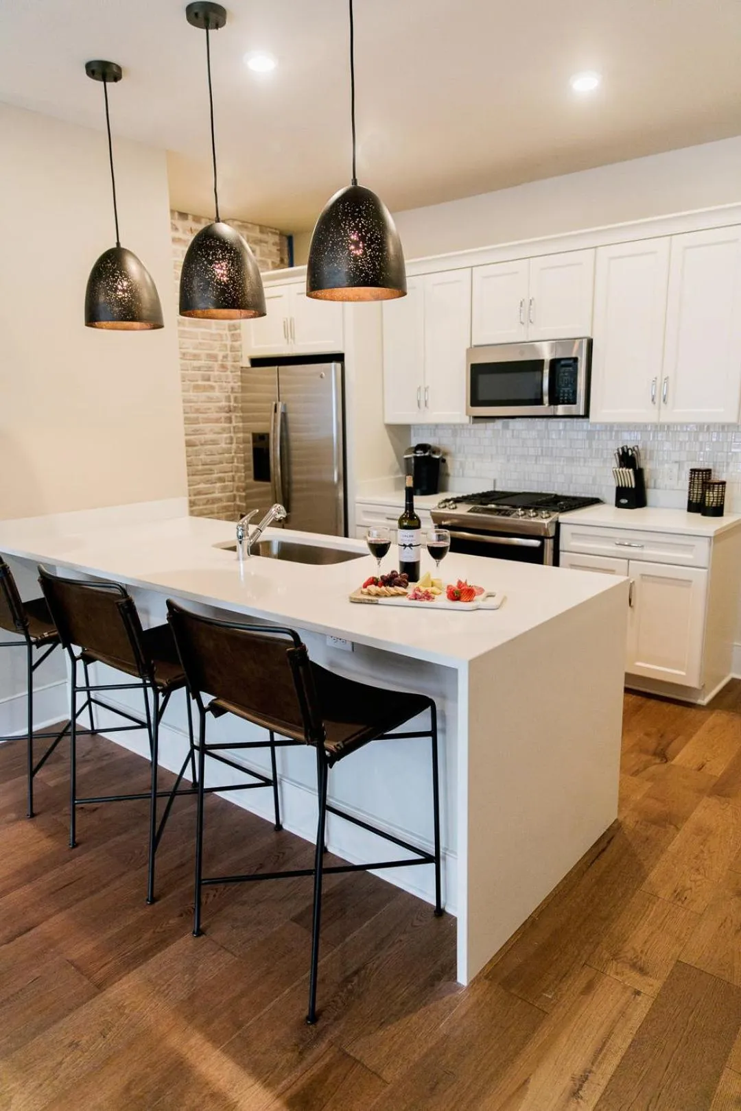 Kitchen or kitchenette in Harcol House