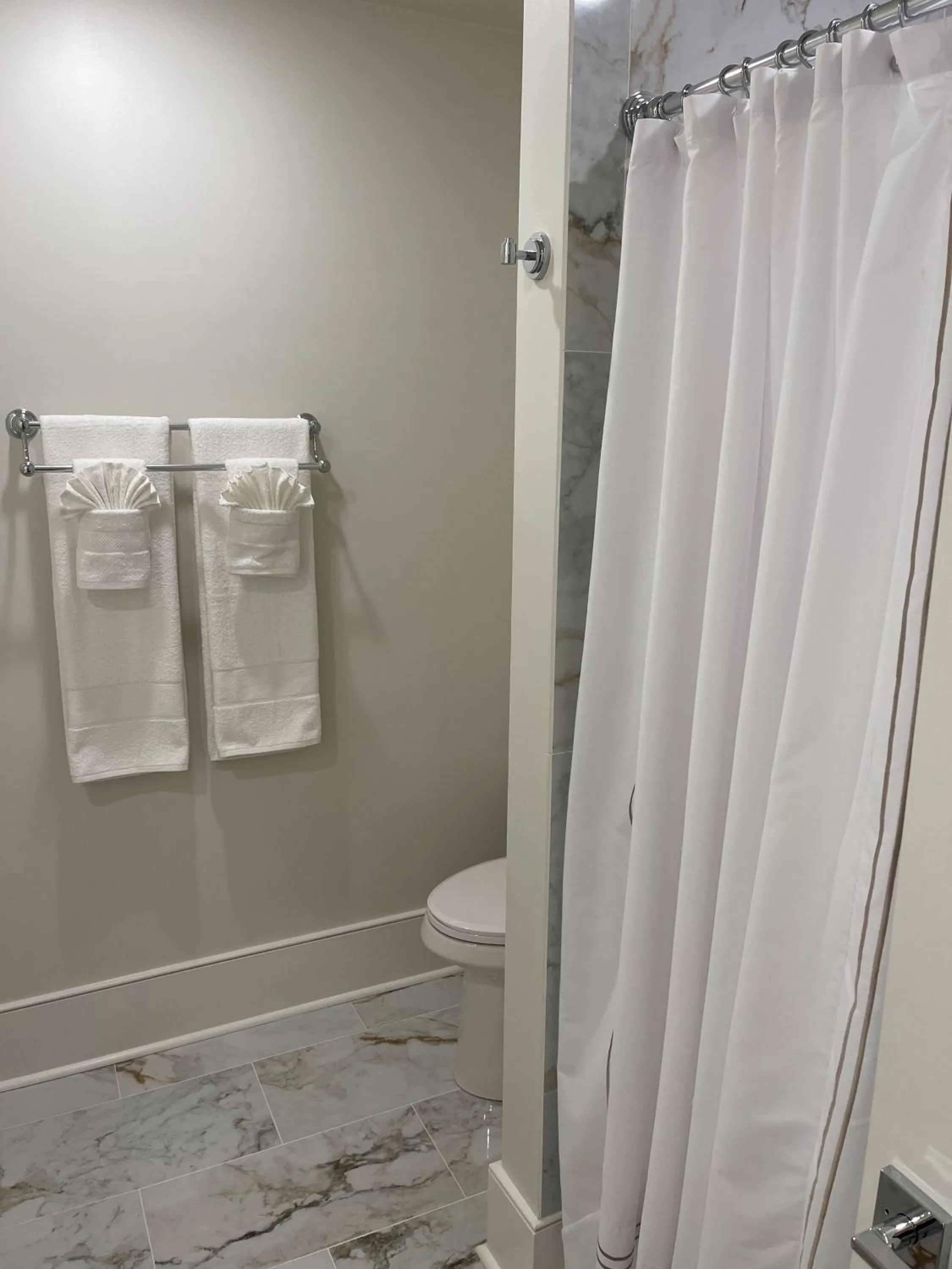 Toilet in Harcol House