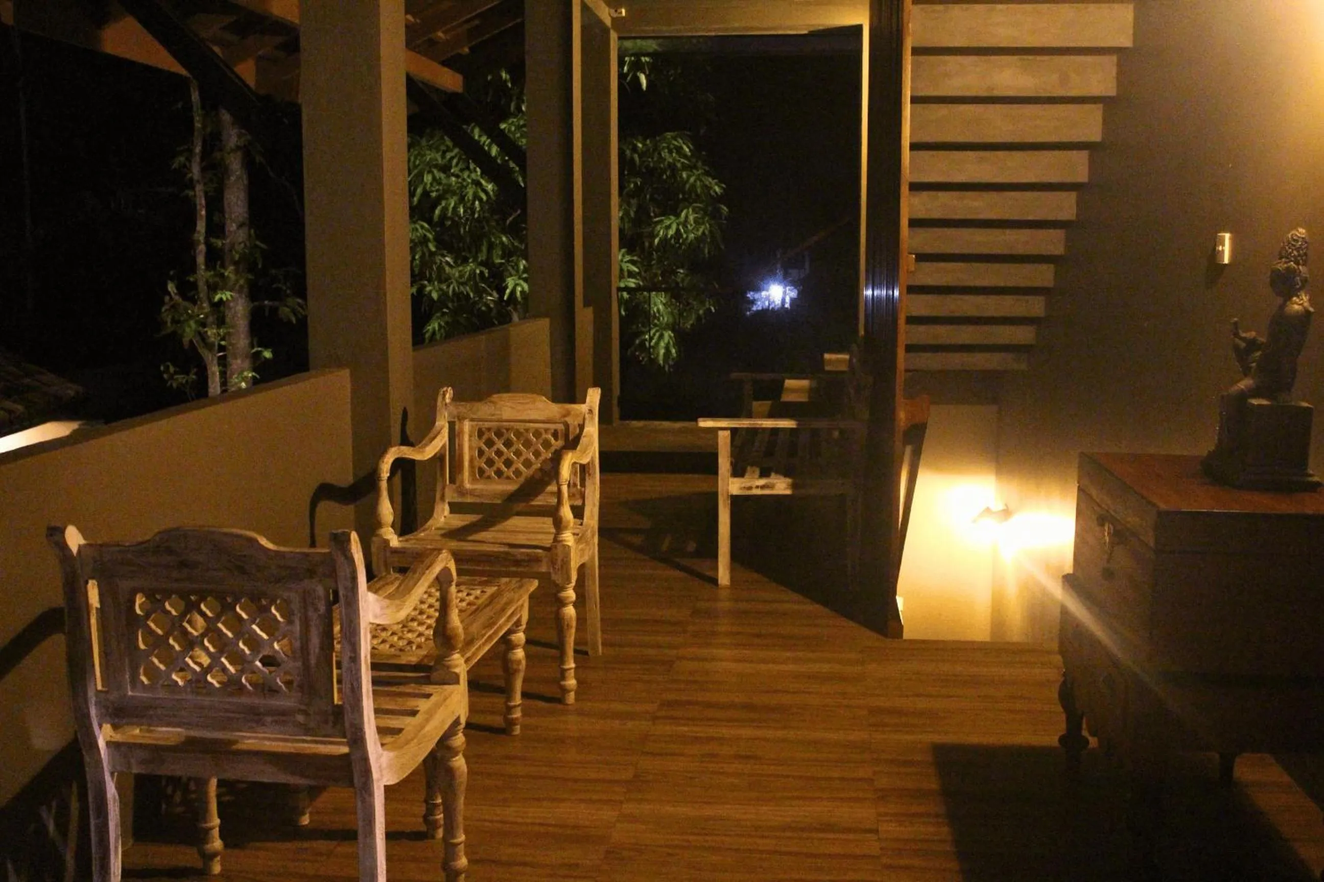 Night in The Chariot Hikkduwa Resort