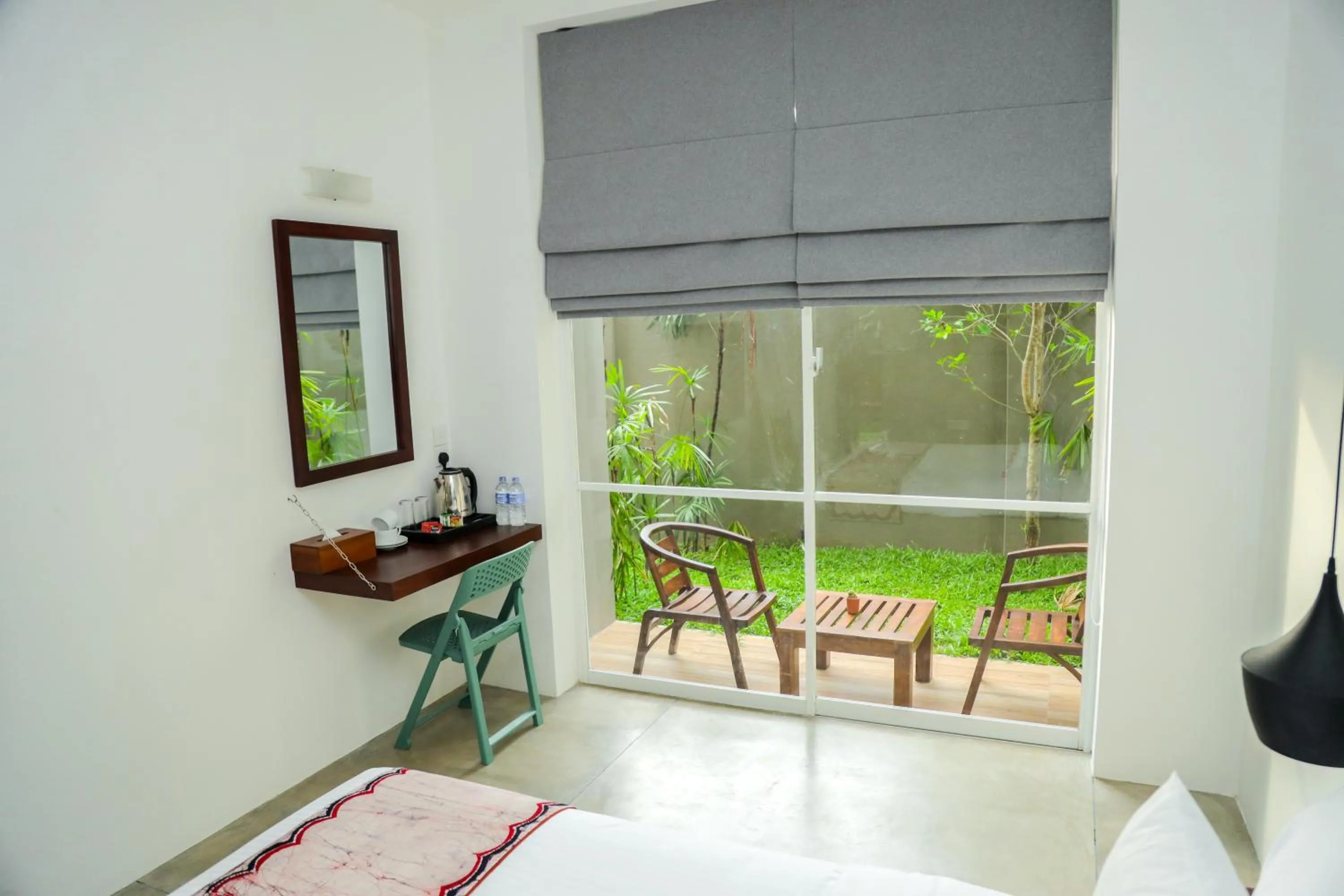 Garden in The Chariot Hikkduwa Resort