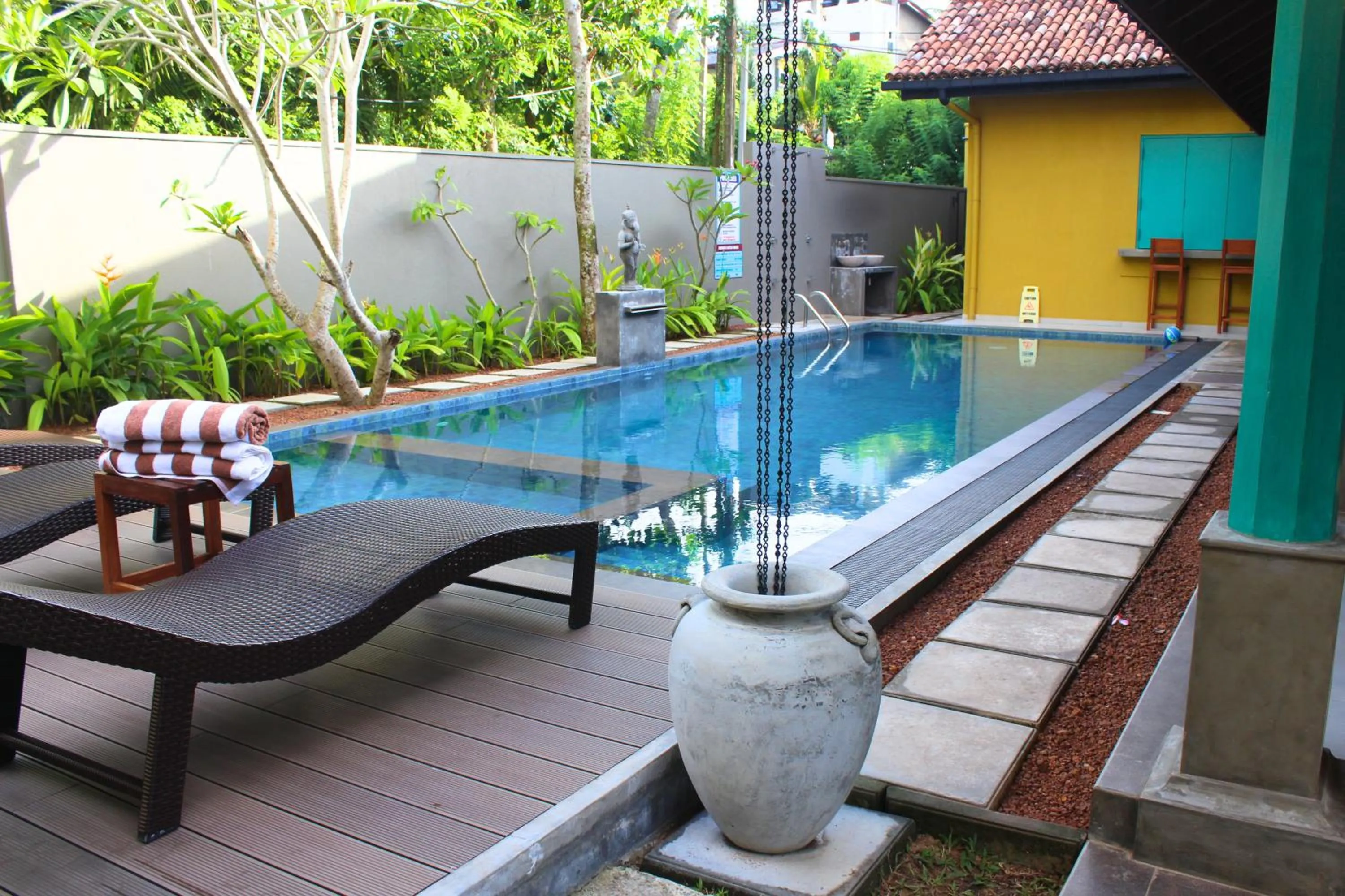 Garden view in The Chariot Hikkduwa Resort