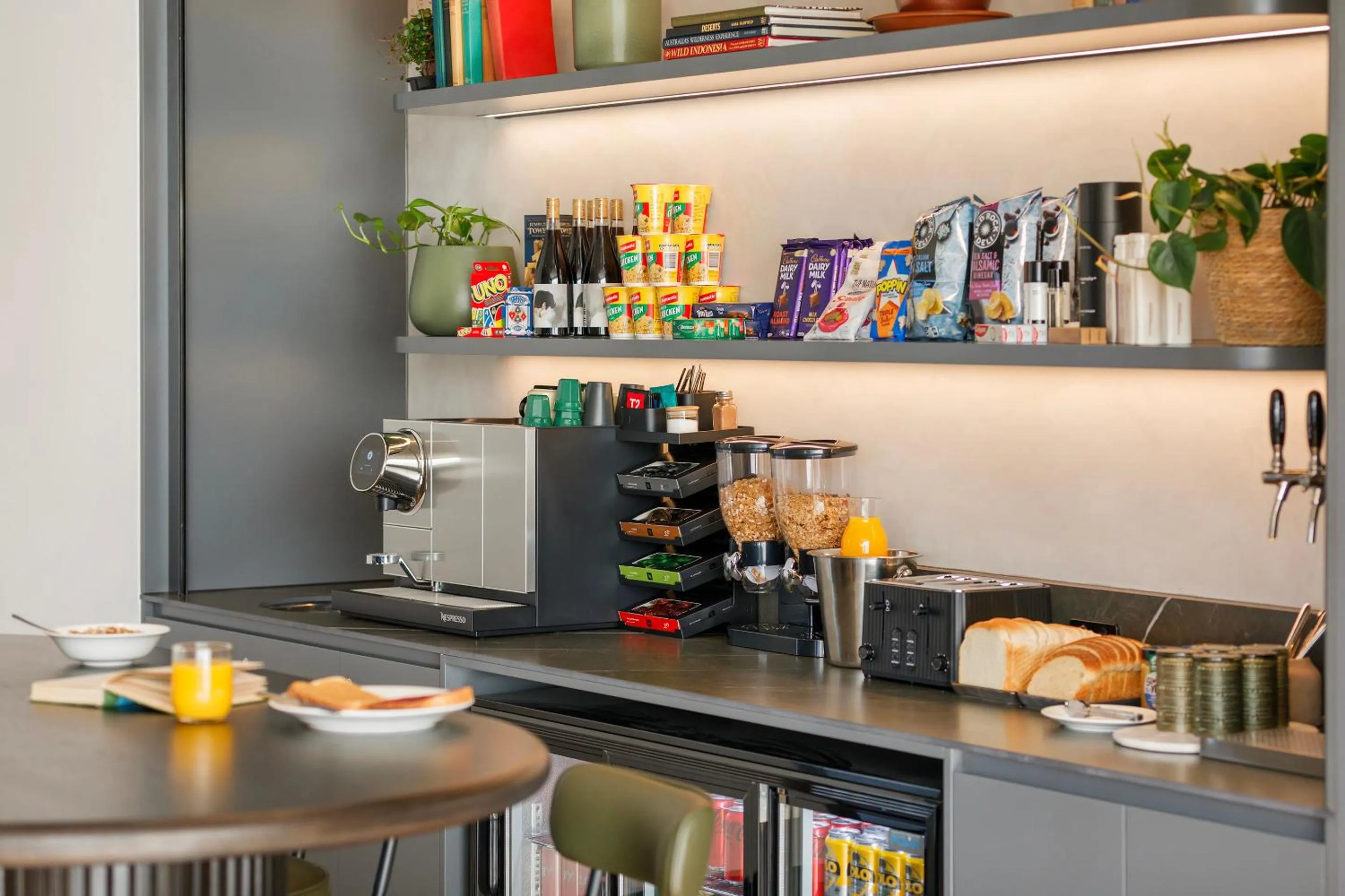 Restaurant/places to eat in Punthill Sunshine