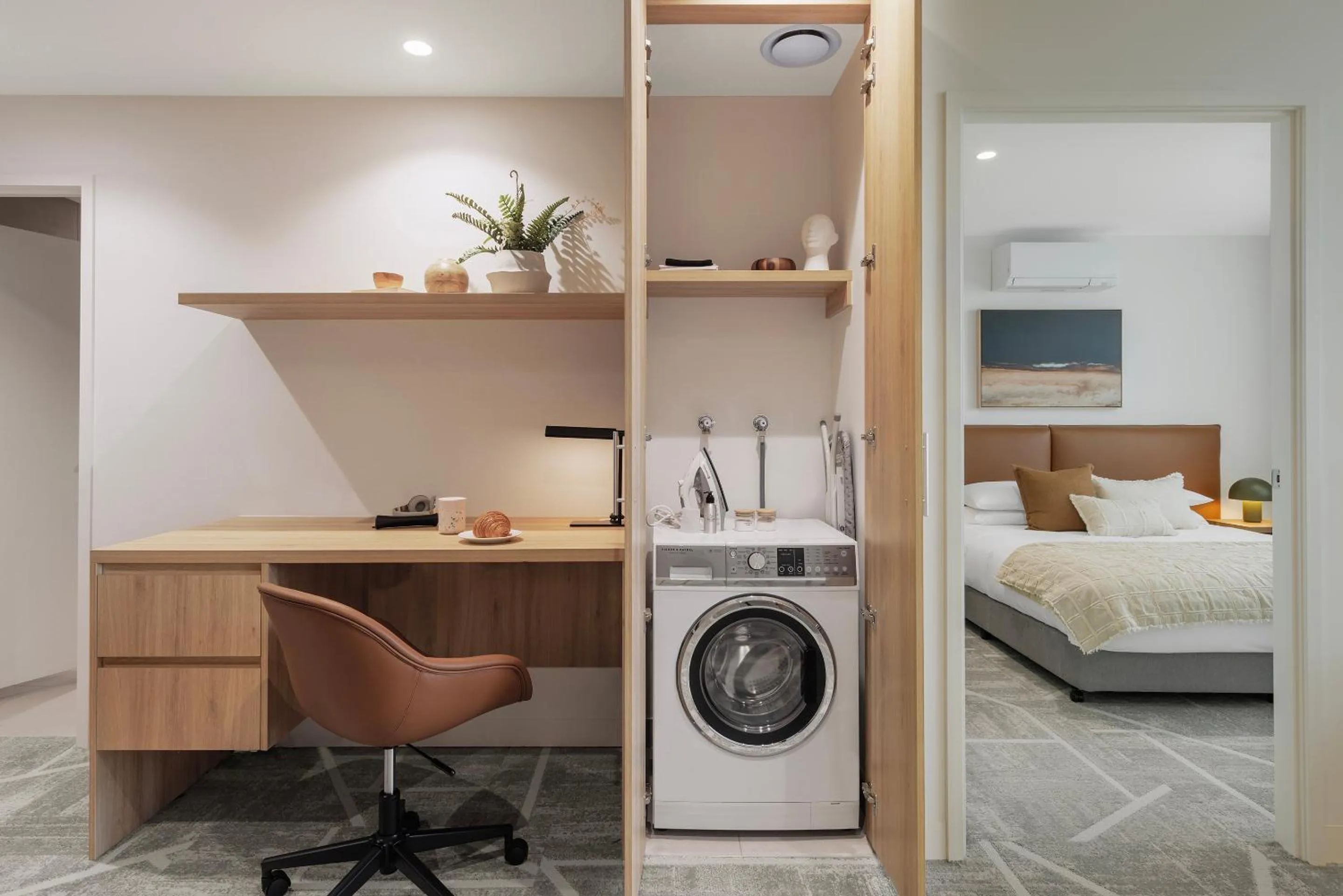 washing machine, Bed in Punthill Sunshine