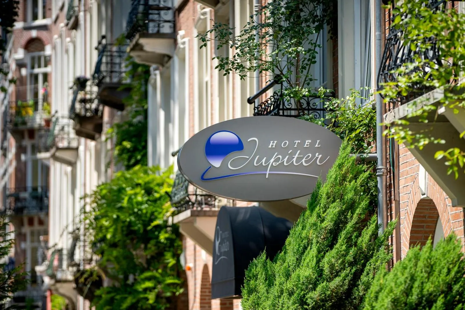 Property building in Jupiter Hotel